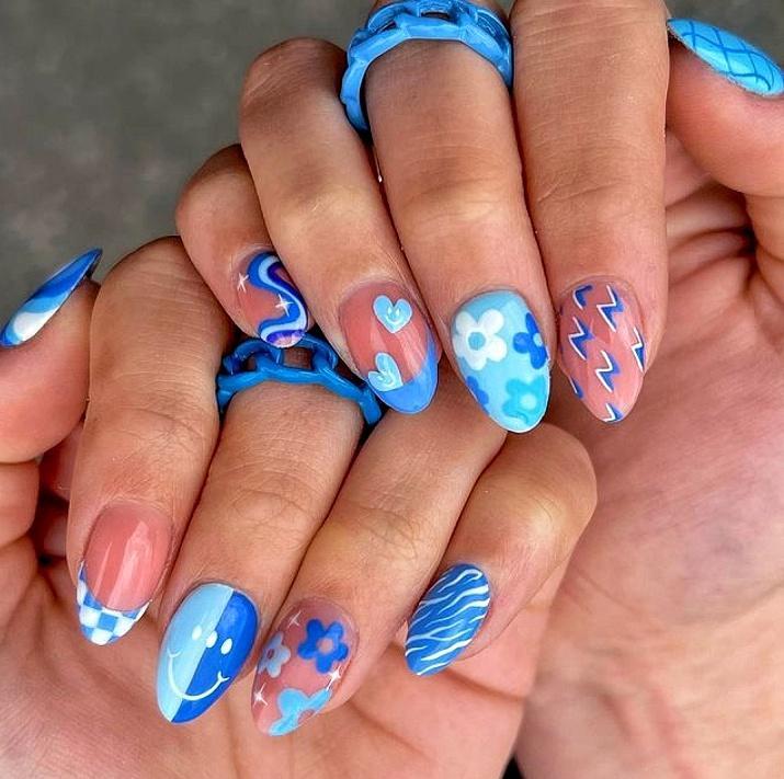 Комплект накладних нігті Blue Fantasy мигдаль середньої довжини з клейовими пластинами 24 шт. Синій (2789190674) - фото 3