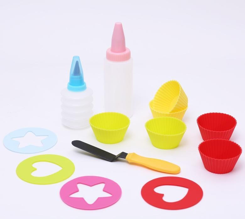 Набор для выпечки Young Chef детский 13 пр. (BD-550-148) Набор для выпечки Young Chef детский 13 пр. (BD-550-148)