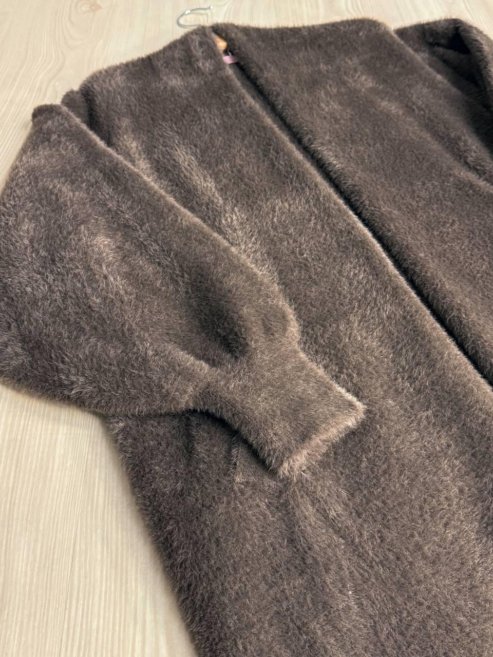 Кардиган жіночий Fancy Matinee 30740 ангора довгий з кишенями OS Коричневий (4871) - фото 6 Кардиган жіночий Fancy Matinee 30740 ангора довгий з кишенями OS Коричневий (4871) - фото 6