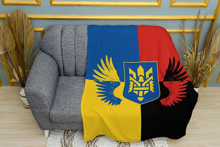 Плед PromoZP Герб Украины с крыльями плюш однослойный 150х210 см (111303-1)