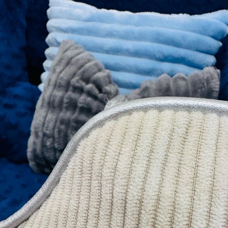 Лежанка для собак Брідж Prince Amore mio Cane до 8 кг 70x50x23 см (DB-0088) - фото 2