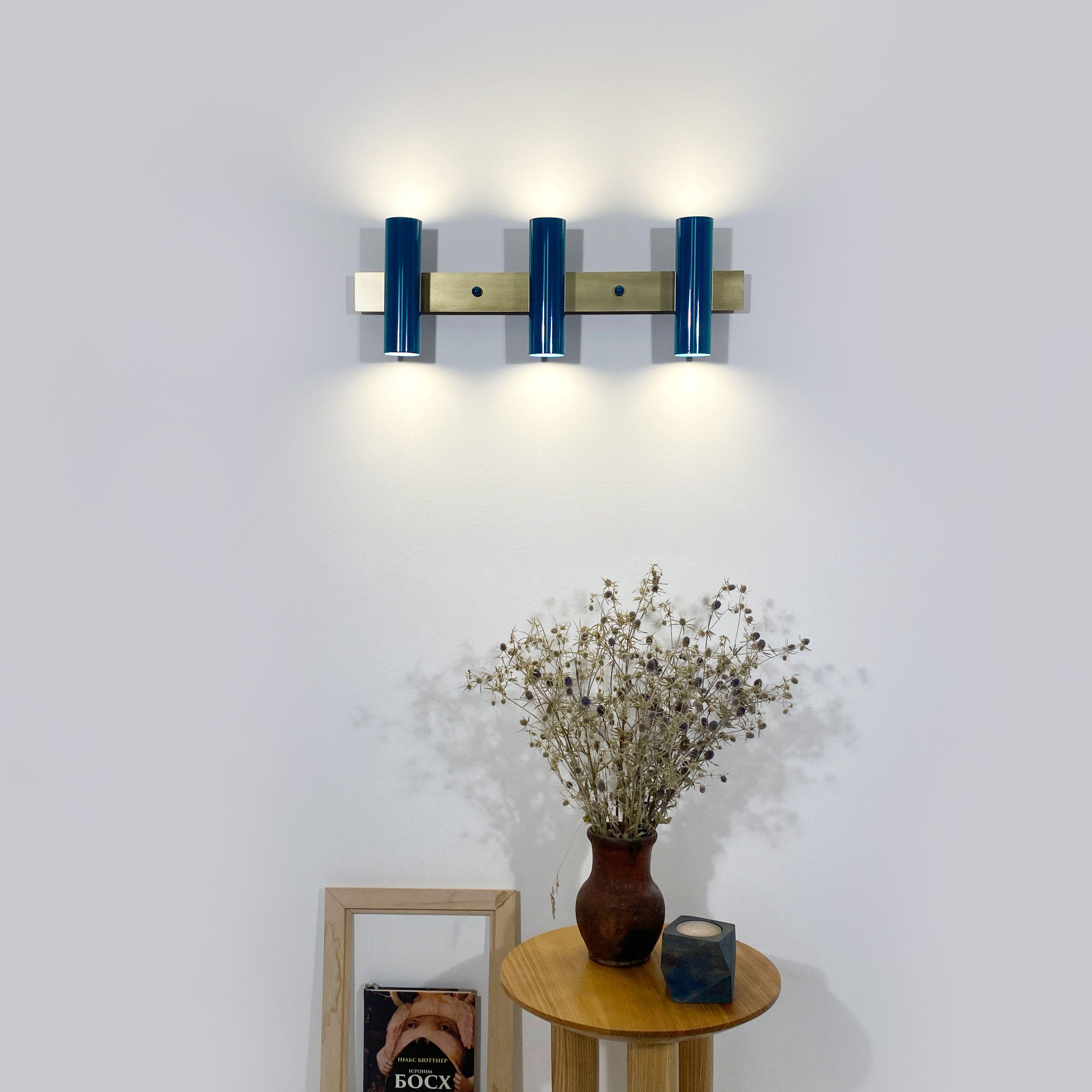 Настенный светильник Gaff Design Brass с деталями из латуни Синий (BRASS15) - фото 3 Настенный светильник Gaff Design Brass с деталями из латуни Синий (BRASS15) - фото 3