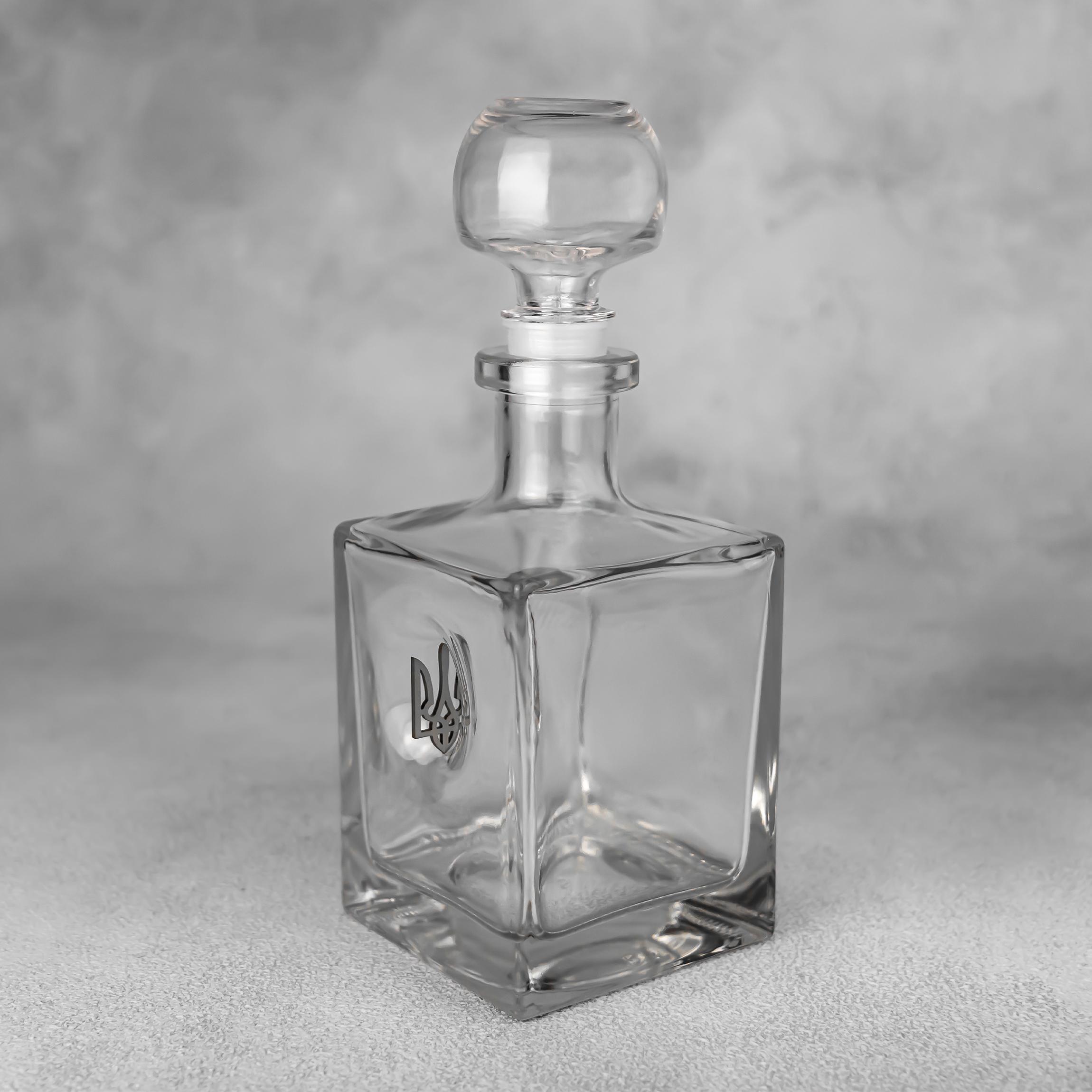 Графин VSKLO с гербом (25154837)