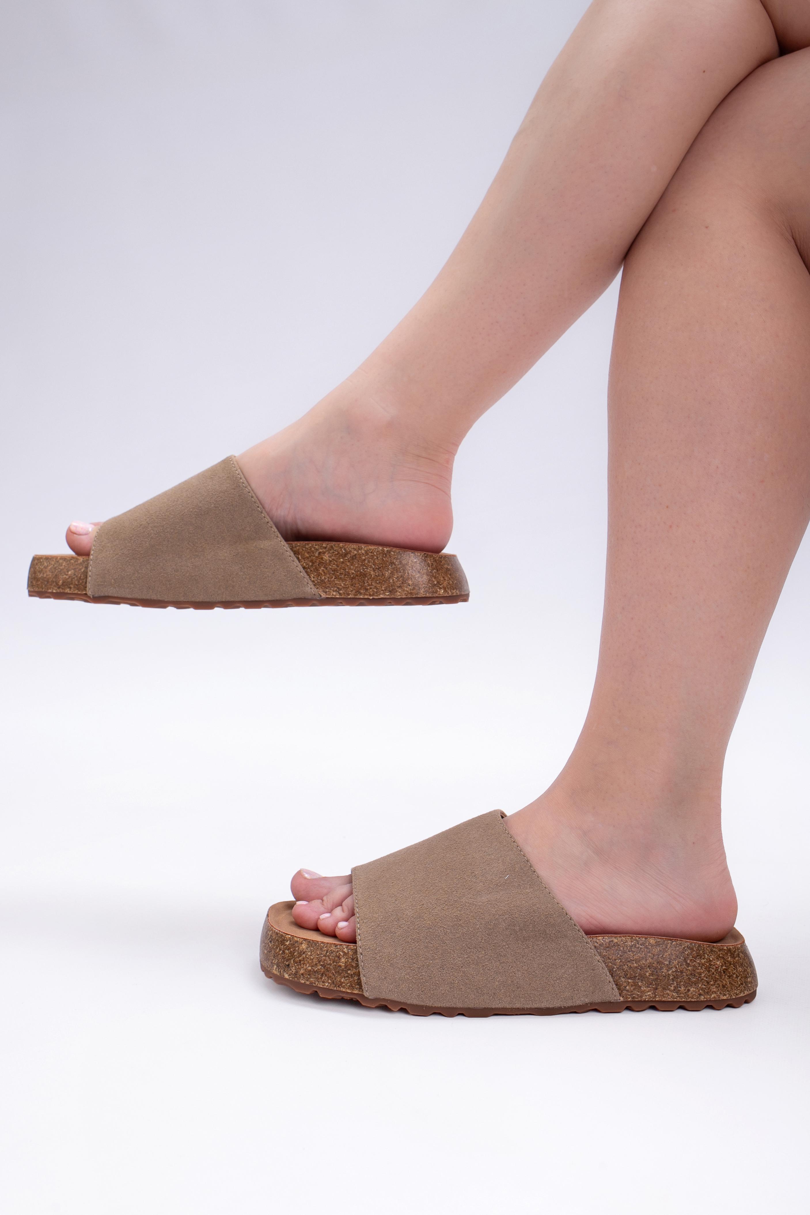 Шльопанці жіночі Where Uwear 350957 р. 37 Хакі