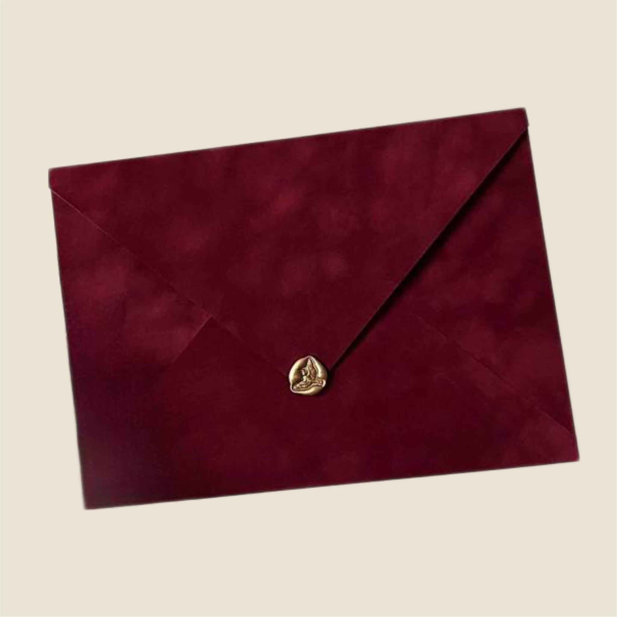 Конверт оксамитовий під А4 на магнітній застібці 21,5х30 см Червоний (2813125374)