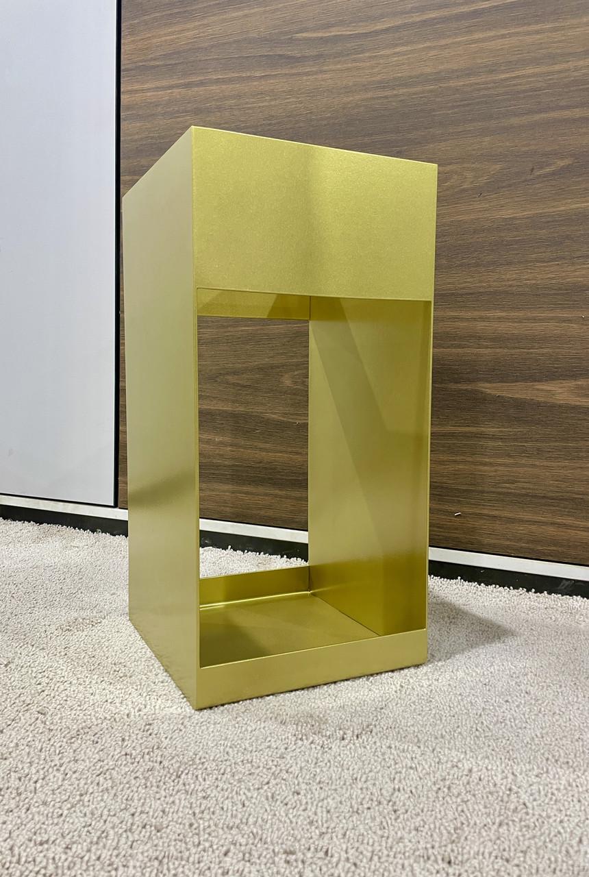 Стойка металлическая для зонтов New York с порошковой покраской 50х25х25 Gold (MDK (UMBRELLA) 51)