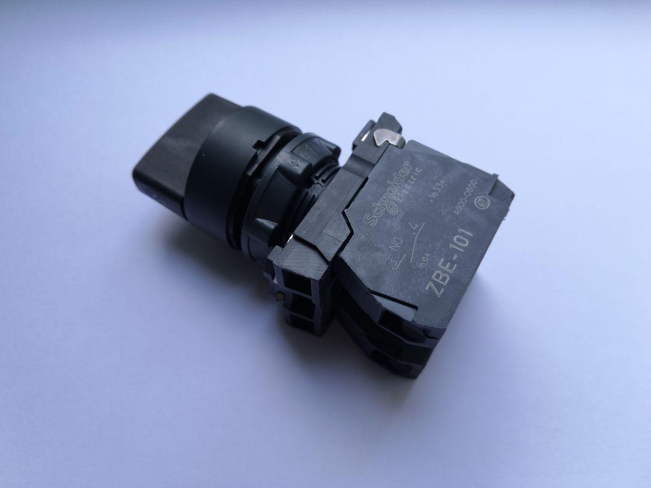 Переключатель Schneider Electric XB5AD33 Переключатель Schneider Electric XB5AD33