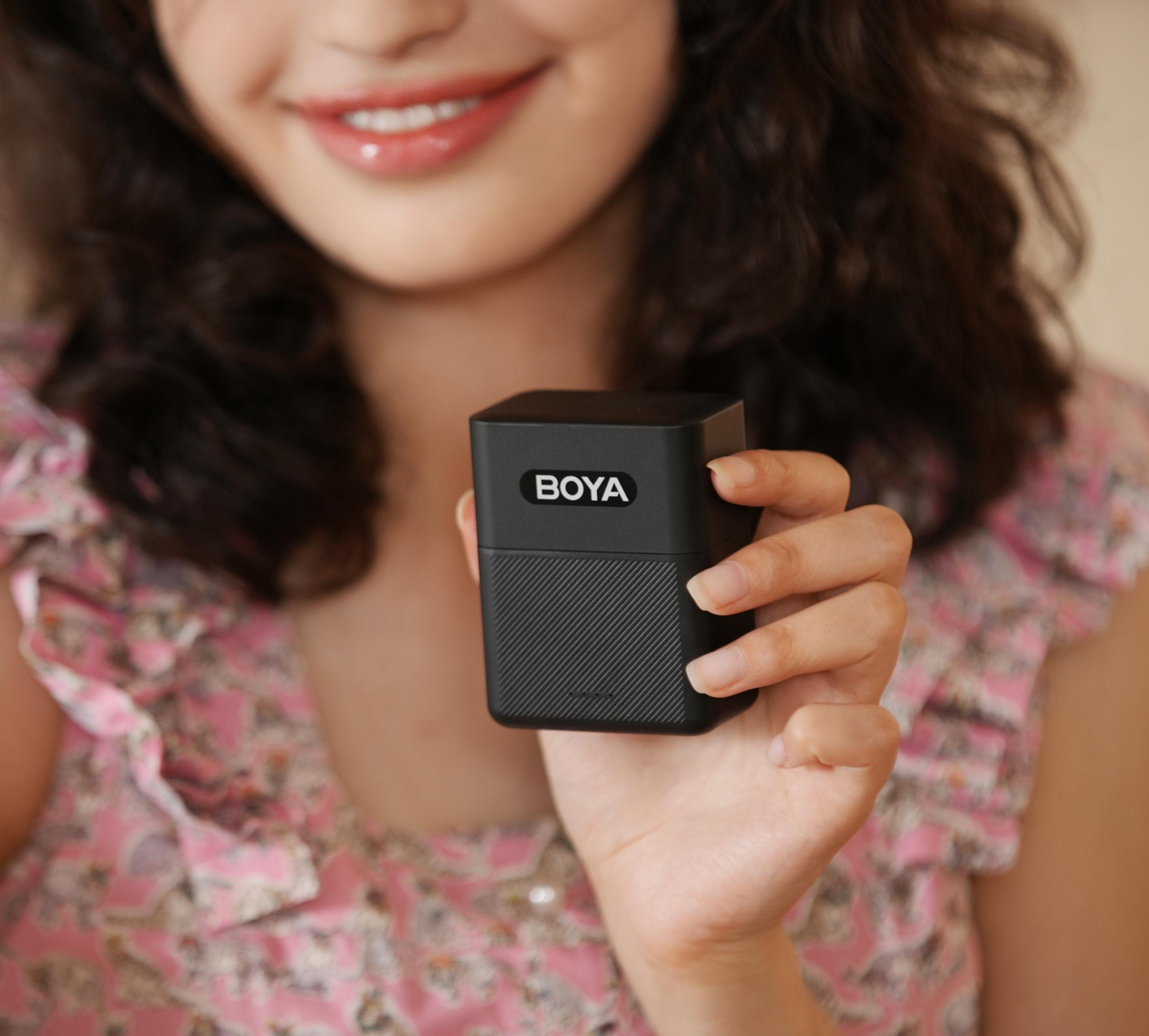 Микрофон петличный Boya BY-V20 с зарядным кейсом для iPhone USB Type-C и Android профессиональный беспроводной 2 шт. (50038) - фото 4