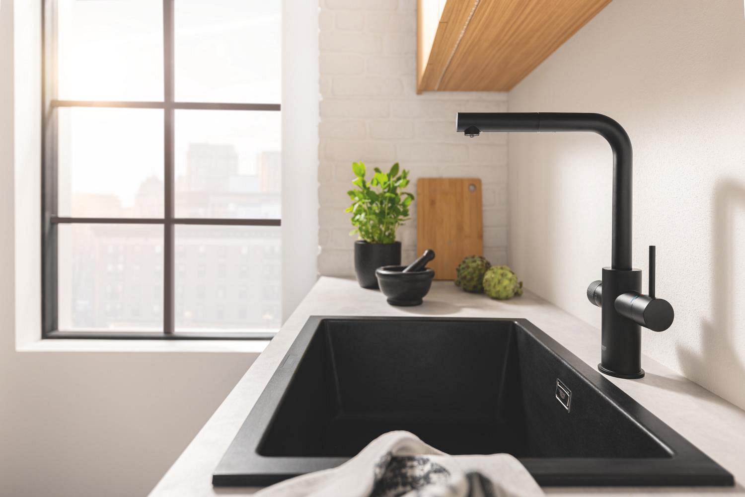 Змішувач для кухні з трьома входами високий Grohe BLUE PURE MINTA латунь Чорний (b-30590KF0) - фото 3 Змішувач для кухні з трьома входами високий Grohe BLUE PURE MINTA латунь Чорний (b-30590KF0) - фото 3