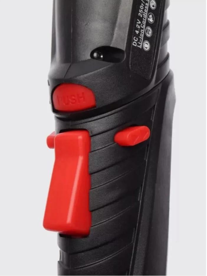 Отвертка электрическая аккумуляторная с насадками в кейсе (33273) - фото 3