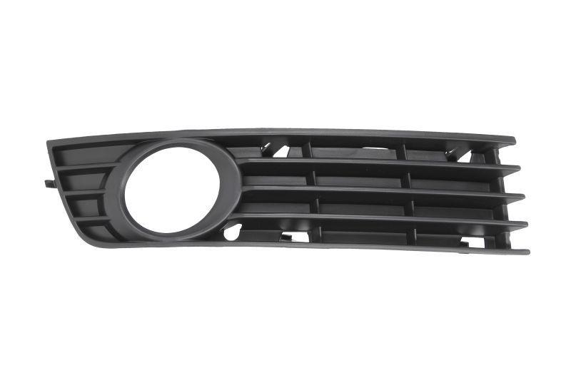 Решетка бампера AVTM Audi A4 01-04 правая с отв противотуманок (0019 996)