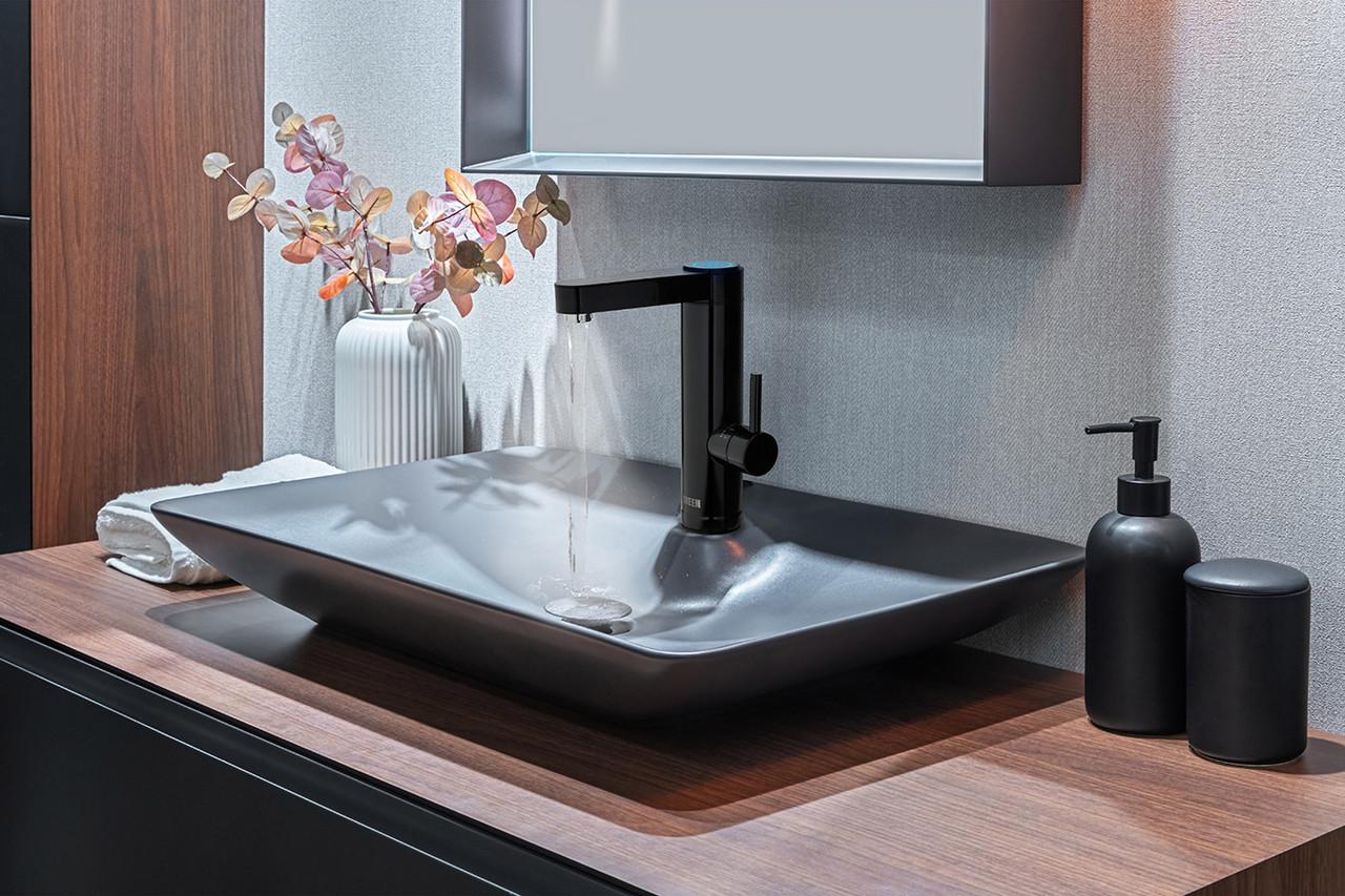 ᐉ Проточный водонагреватель Noveen IWH965 3000-3600 Вт 55°С IPX4 из  нержавеющей стали • Купить в Киеве, Украине • Лучшая цена в Эпицентр