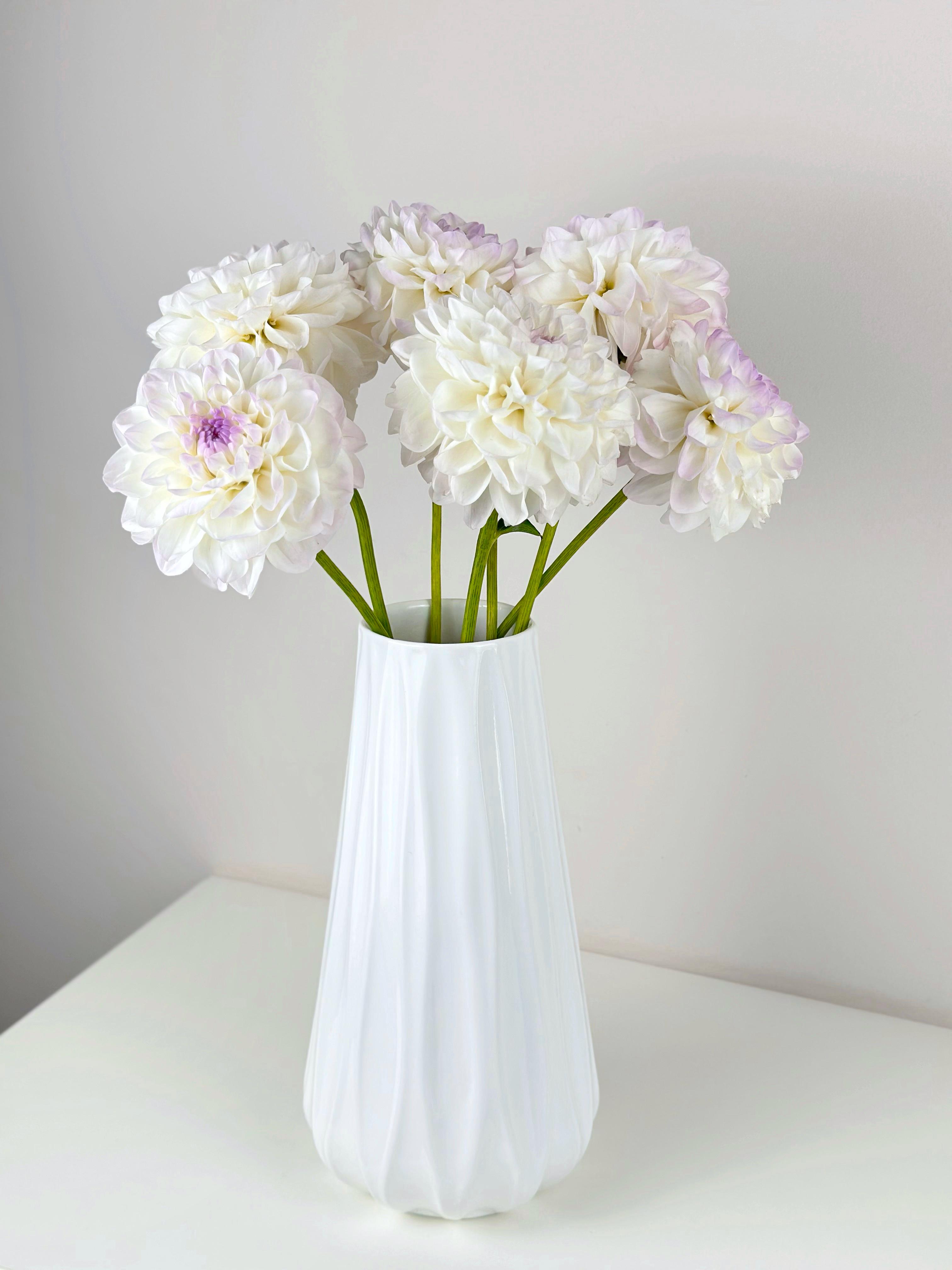 Ваза для цветов и декора глиняная керамическая Пелюсток 29 см Белый (4001-18) - фото 2 Ваза для цветов и декора глиняная керамическая Пелюсток 29 см Белый (4001-18) - фото 2