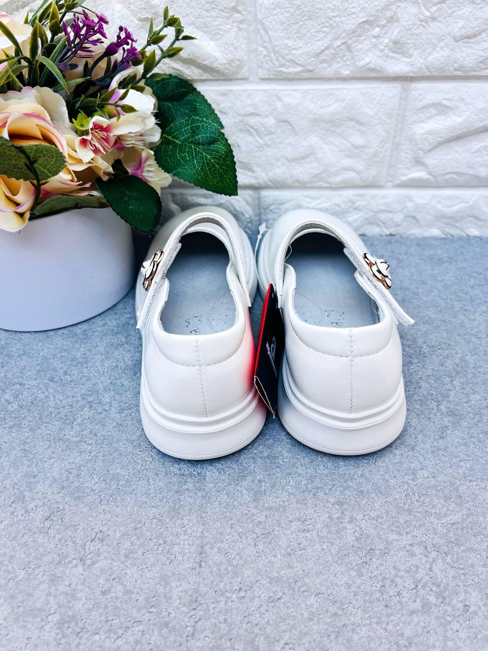 Туфлі класичні для дівчинки Apawwa 1826 р. 31 19,3 см Бежевий (1826-3) - фото 3