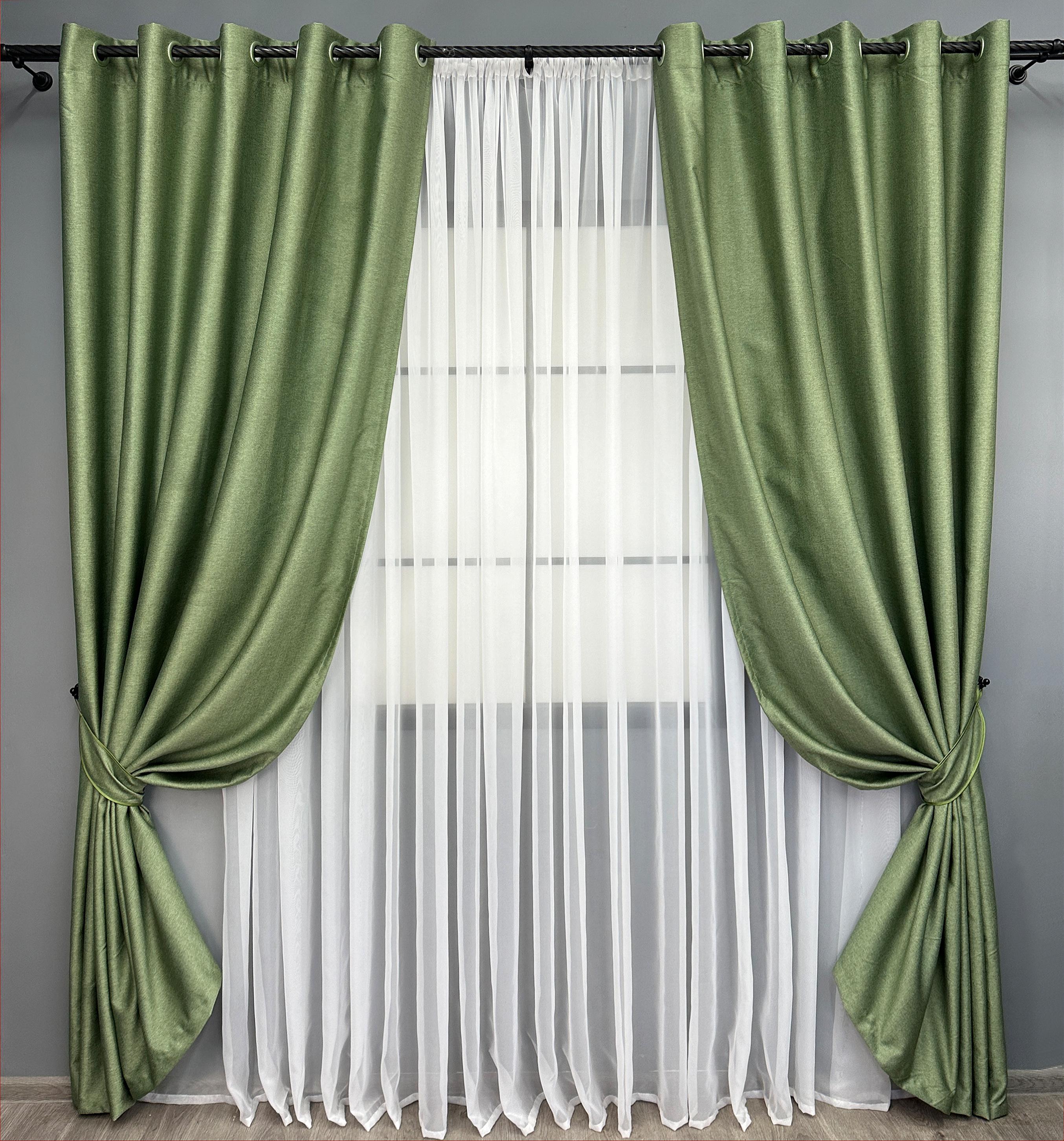 Комплект штор на люверсах VR-Textil Шенил однотонный № 1684ш 150х250 см 2 шт. Зеленый (37-0243) - фото 1 Комплект штор на люверсах VR-Textil Шенил однотонный № 1684ш 150х250 см 2 шт. Зеленый (37-0243) - фото 1