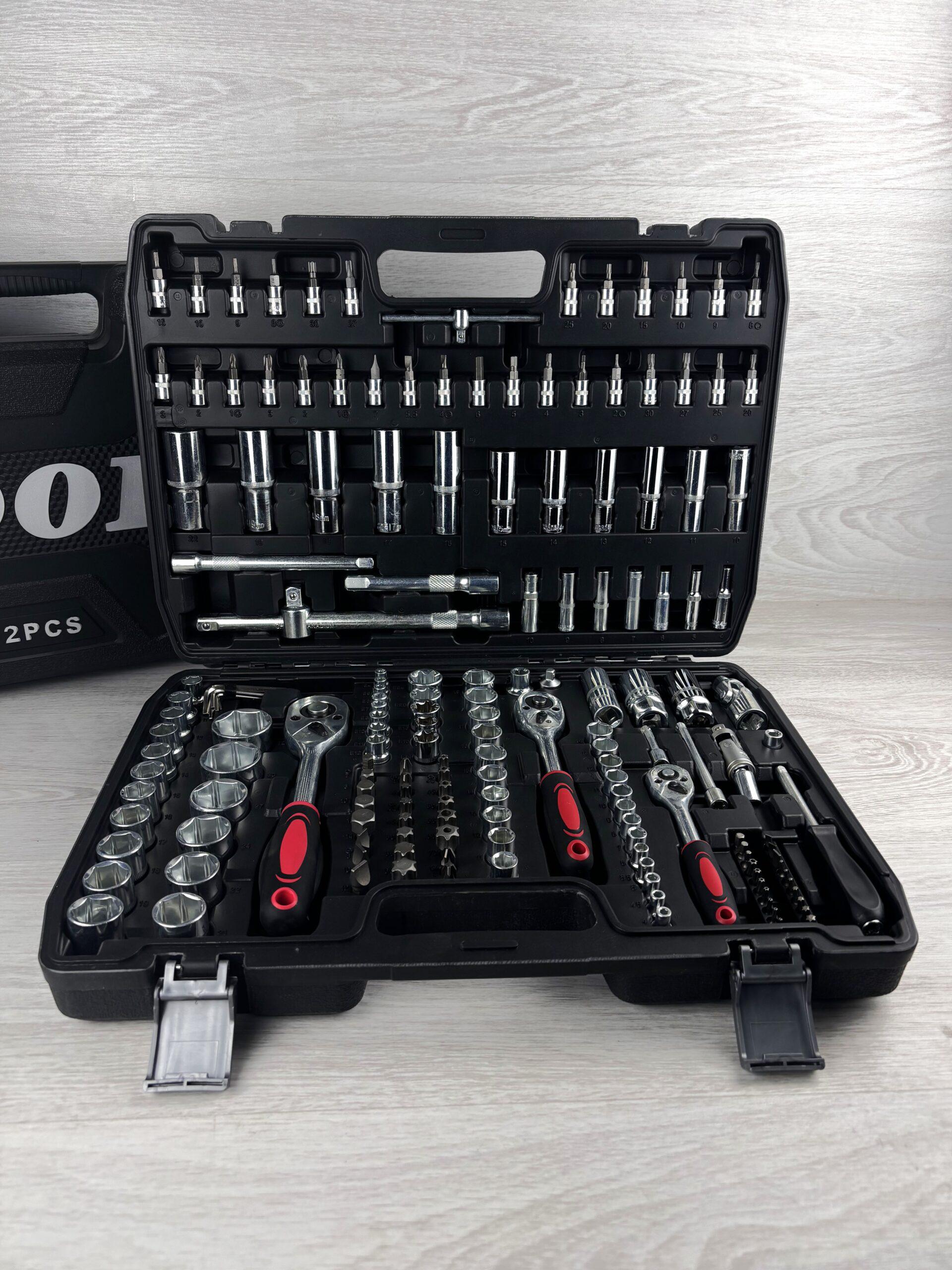 Набор инструментов в чемодане 172 предметов (41865)