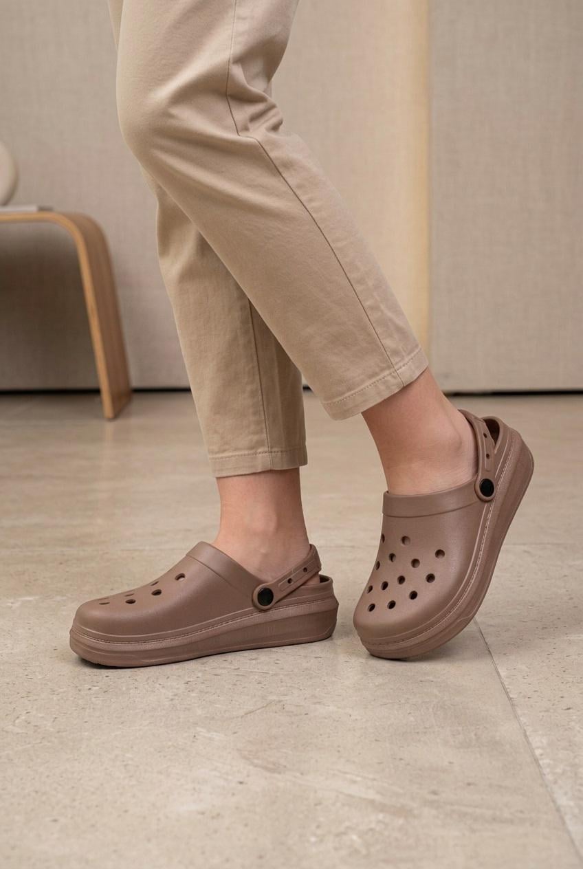 Кроксы женские Fashion 351096 р. 40 Бежевый Кроксы женские Fashion 351096 р. 40 Бежевый