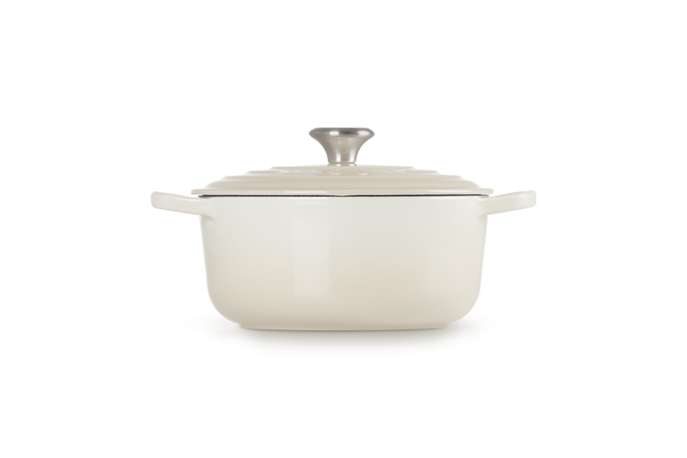 Каструля Le Creuset Signature 2,4 л з кришкою Бежевий (21177207164430) - фото 3