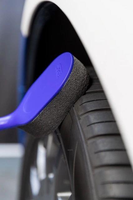 Аппликатор SGCB Tire Shine Applicator V 2.0 новое поколение для равномерного нанесения средств на шины - фото 2 Аппликатор SGCB Tire Shine Applicator V 2.0 новое поколение для равномерного нанесения средств на шины - фото 2