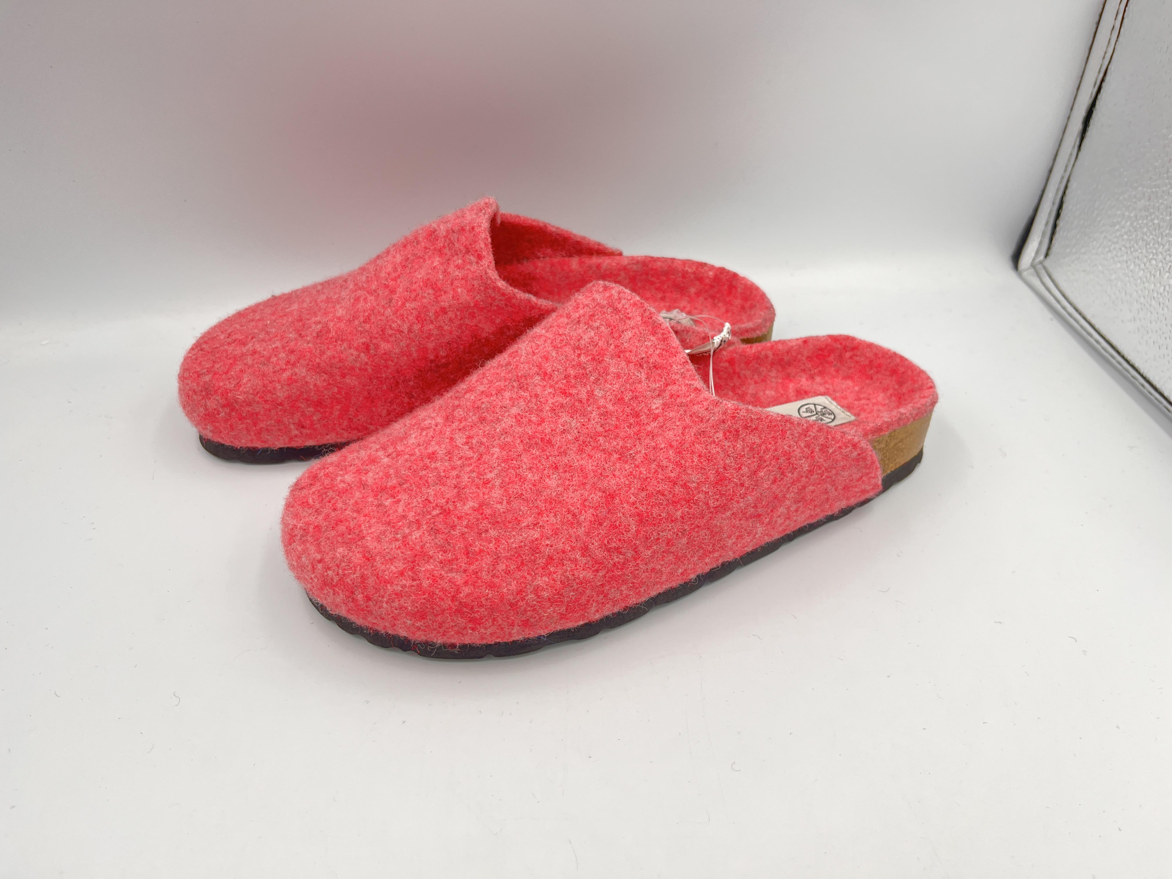 Тапки Oyanda Filzclogs/Felt Clogs р. 38 24,5 см Рожевий (IAN 484176-2501 00-00001547)