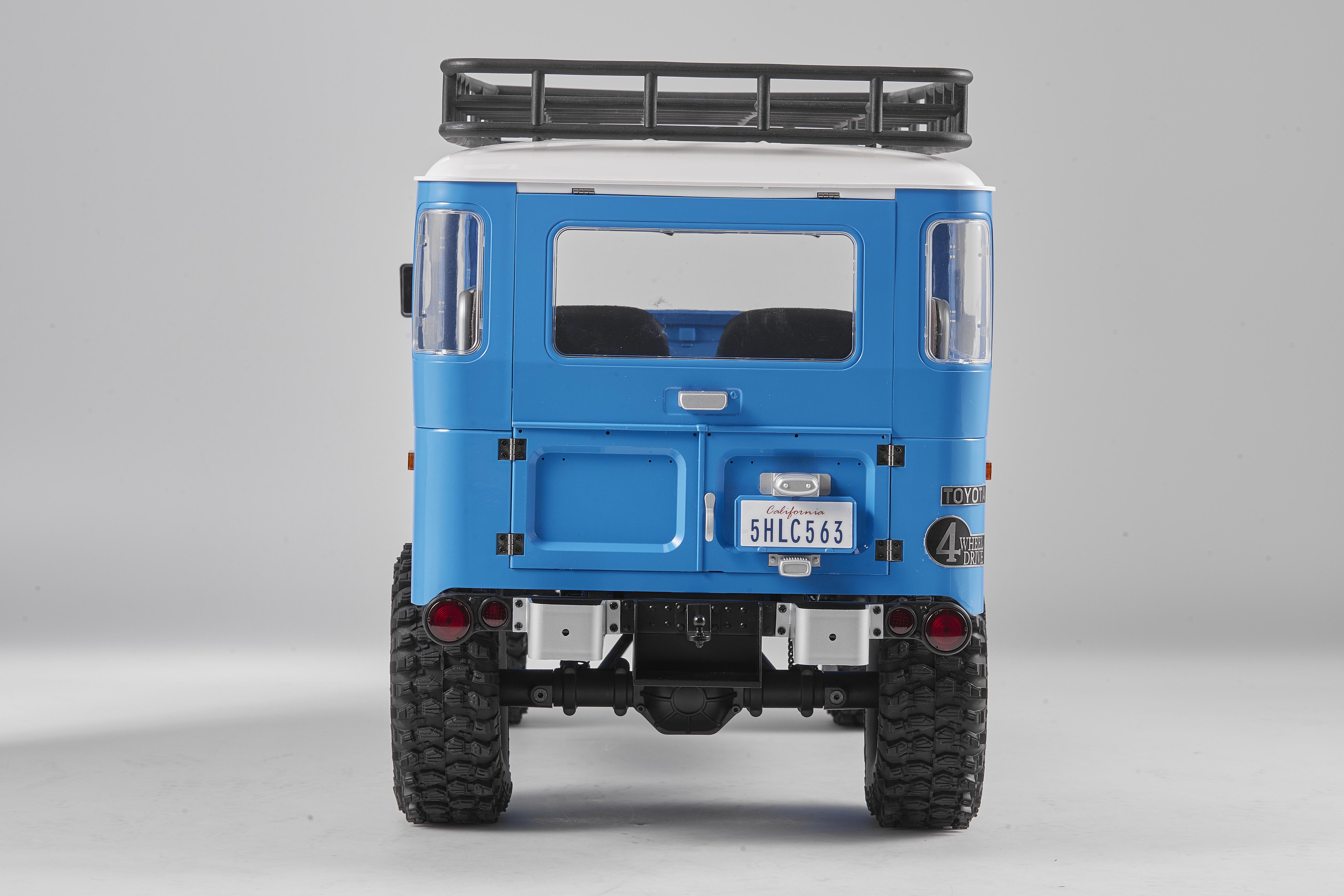 Машинка на радиоуправлении FMS 1:10 Toyota Land Cruiser FJ40 RS Blue - фото 12 Машинка на радиоуправлении FMS 1:10 Toyota Land Cruiser FJ40 RS Blue - фото 12