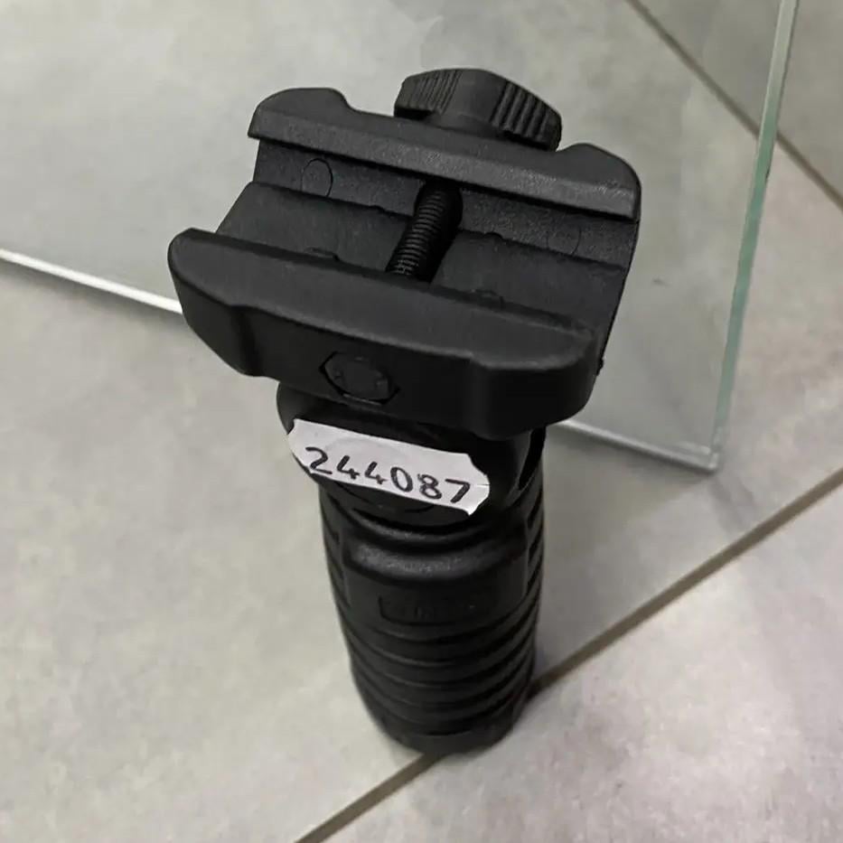 Рукоятка переноса огня DLG Tactical DLG-046 на Picatinny складная Черный (244087) - фото 3 Рукоятка переноса огня DLG Tactical DLG-046 на Picatinny складная Черный (244087) - фото 3