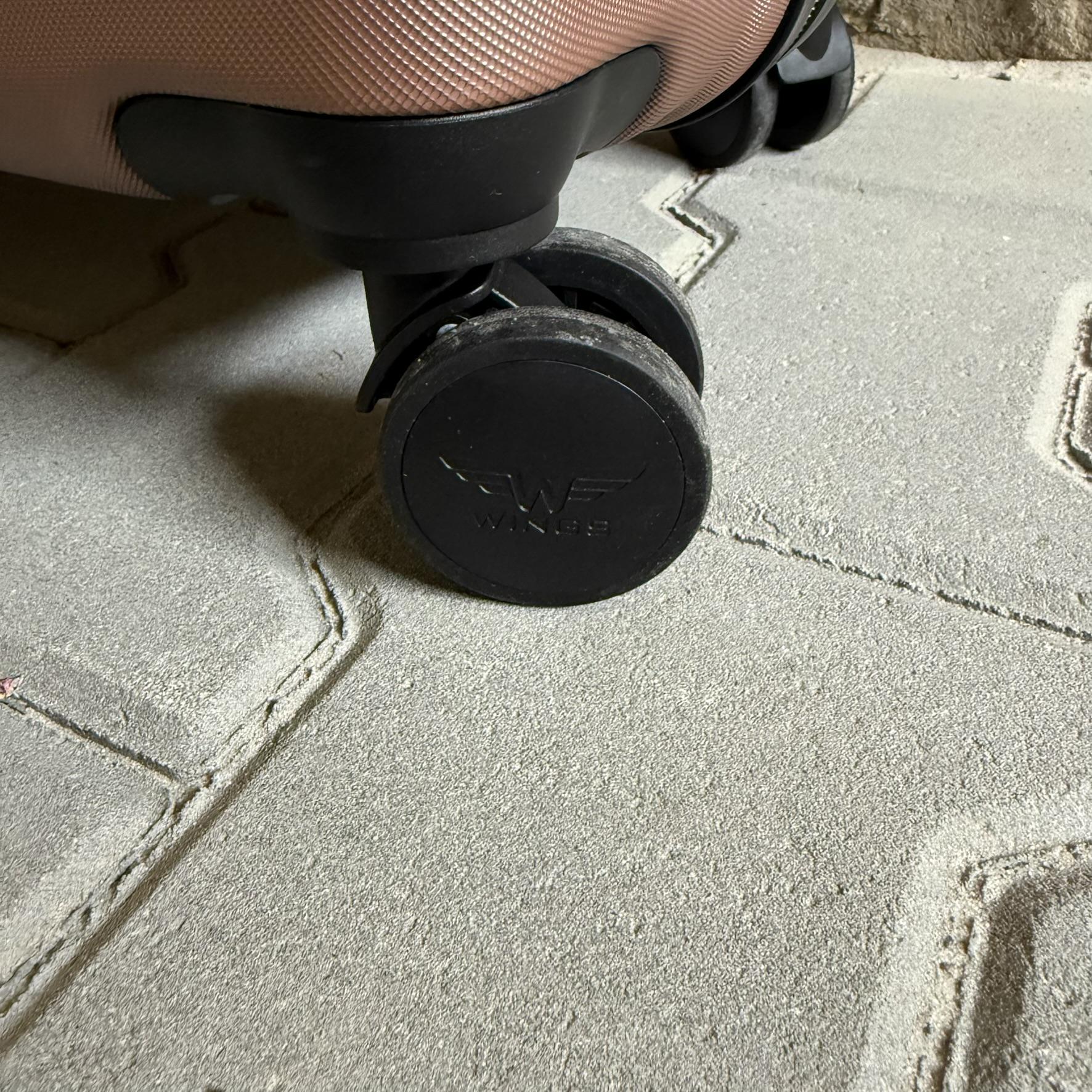 Валіза Wings PEA01 дорожня L Рожеве золото (26557312) - фото 8 Валіза Wings PEA01 дорожня L Рожеве золото (26557312) - фото 8