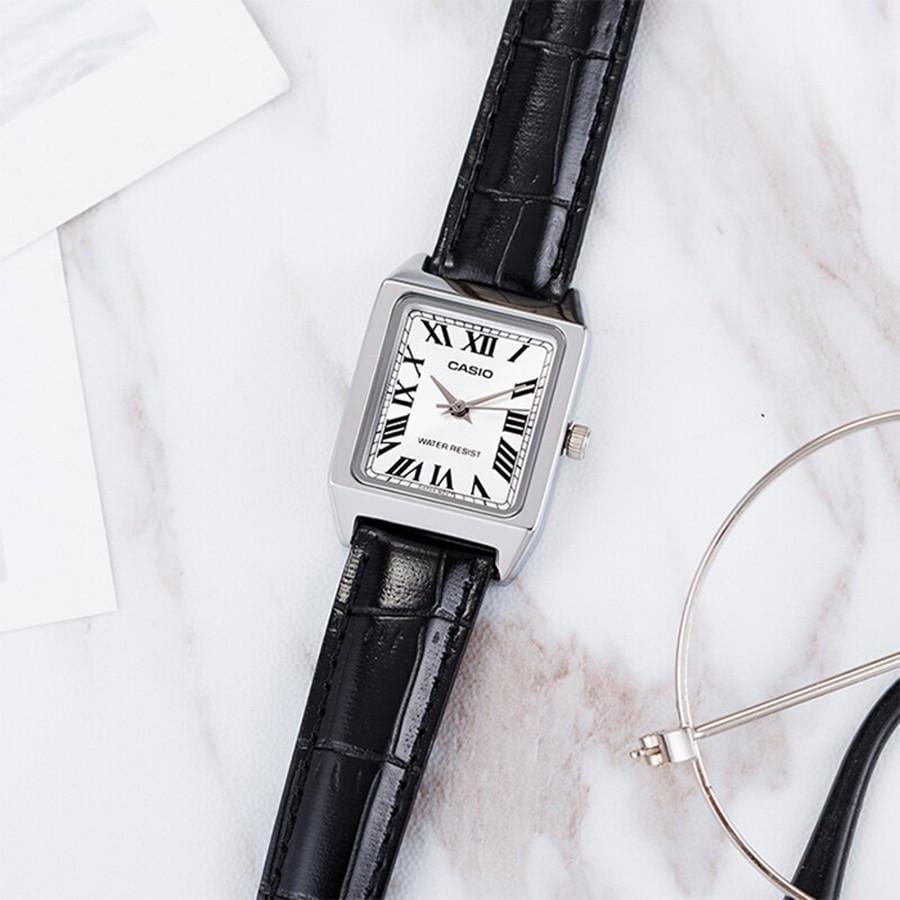 Наручные часы женские Casio LTP-V007L-7B1 Timeless Collection Lady Timeless Collection Белый (2914876985)