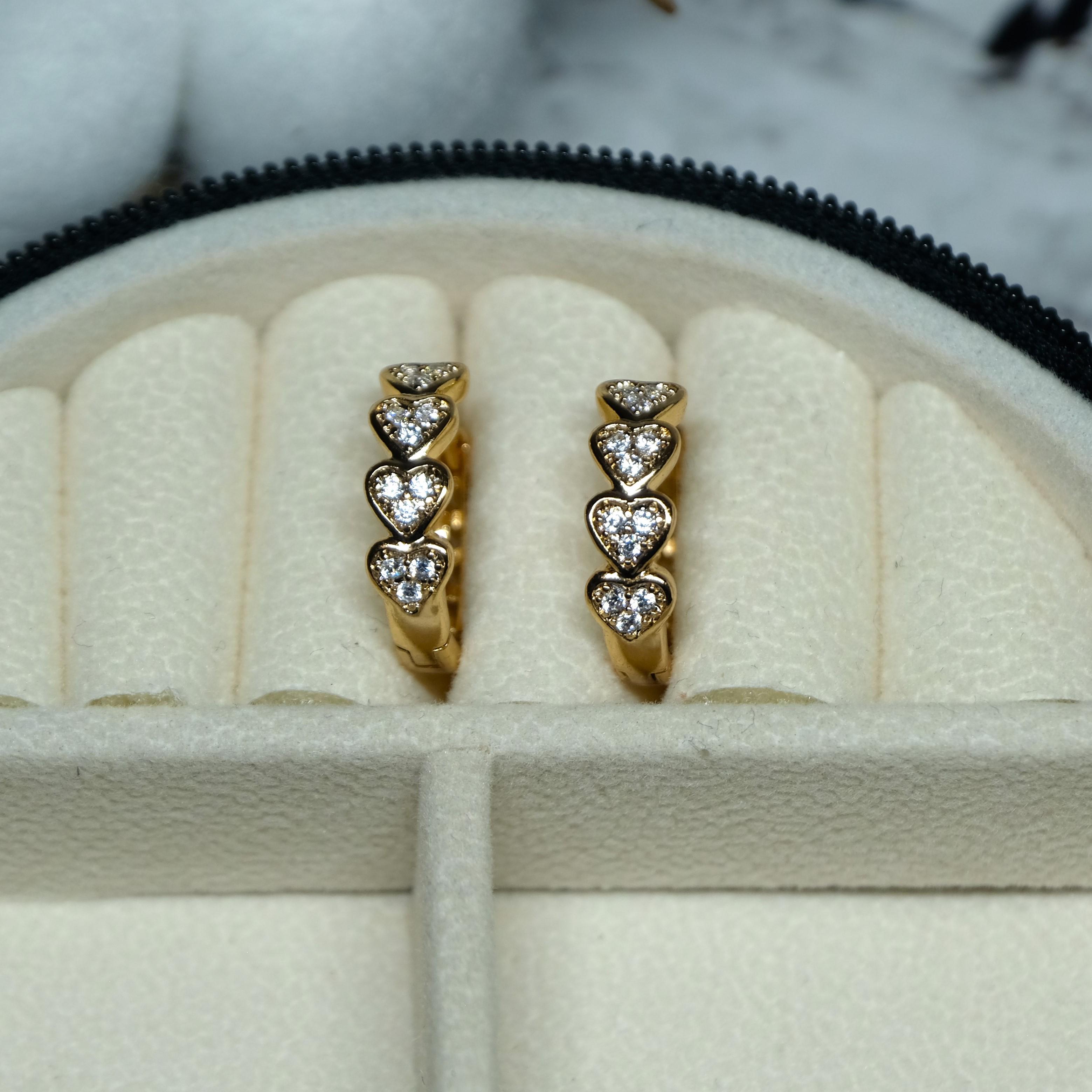 Сережки кольца Xuping Jewerly сердечки с белым цирконом из медицинского сплава 16х5 мм (XC-2676)