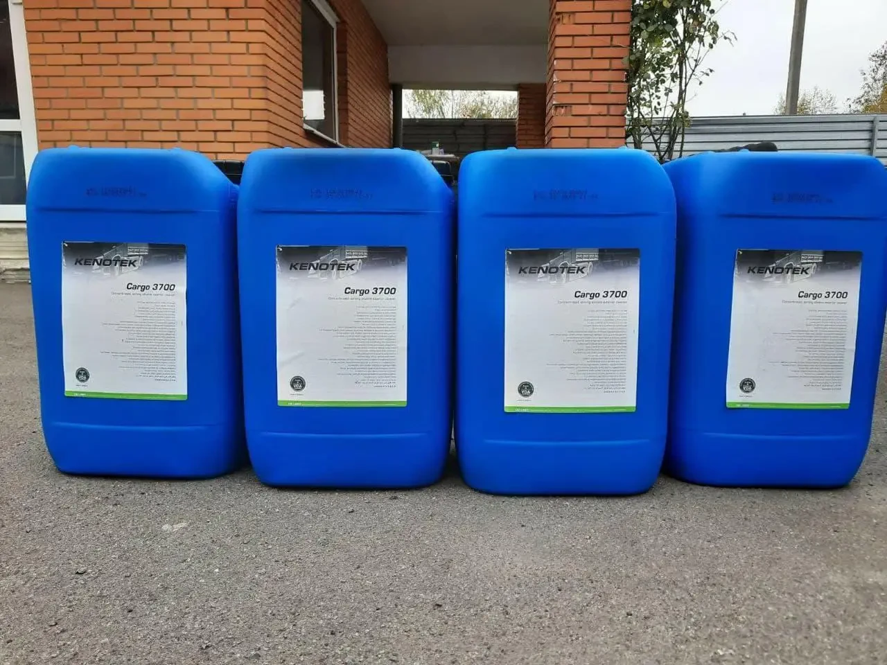 Активная пена шампунь для мойки авто Kenotek Cargo 3700 Cargo3700 на разлив 1 л - фото 6 Активная пена шампунь для мойки авто Kenotek Cargo 3700 Cargo3700 на разлив 1 л - фото 6