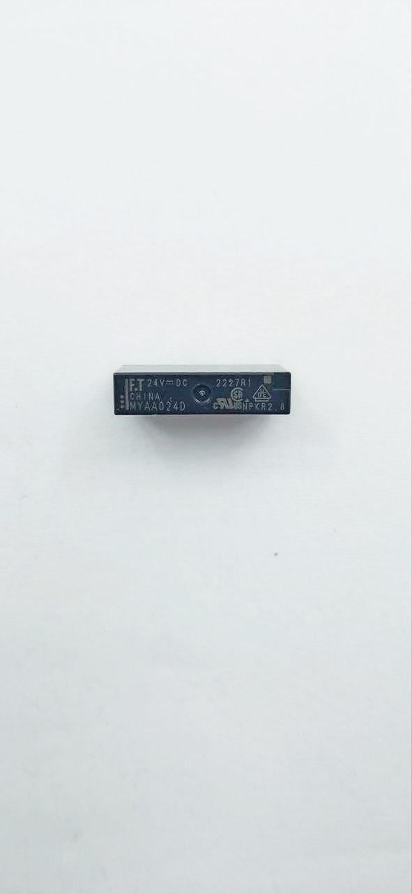 Реле Fujitsu FTR-MYAA024D DC24V 5A 250AC 20x5x12 мм (32353) Реле Fujitsu FTR-MYAA024D DC24V 5A 250AC 20x5x12 мм (32353)