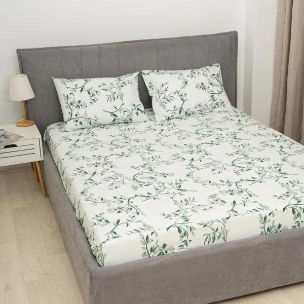 Простынь на резинке Viluta сатин люкс 180x200x25 см с 2 наволочками 50х70 см (1186) Простынь на резинке Viluta сатин люкс 180x200x25 см с 2 наволочками 50х70 см (1186)