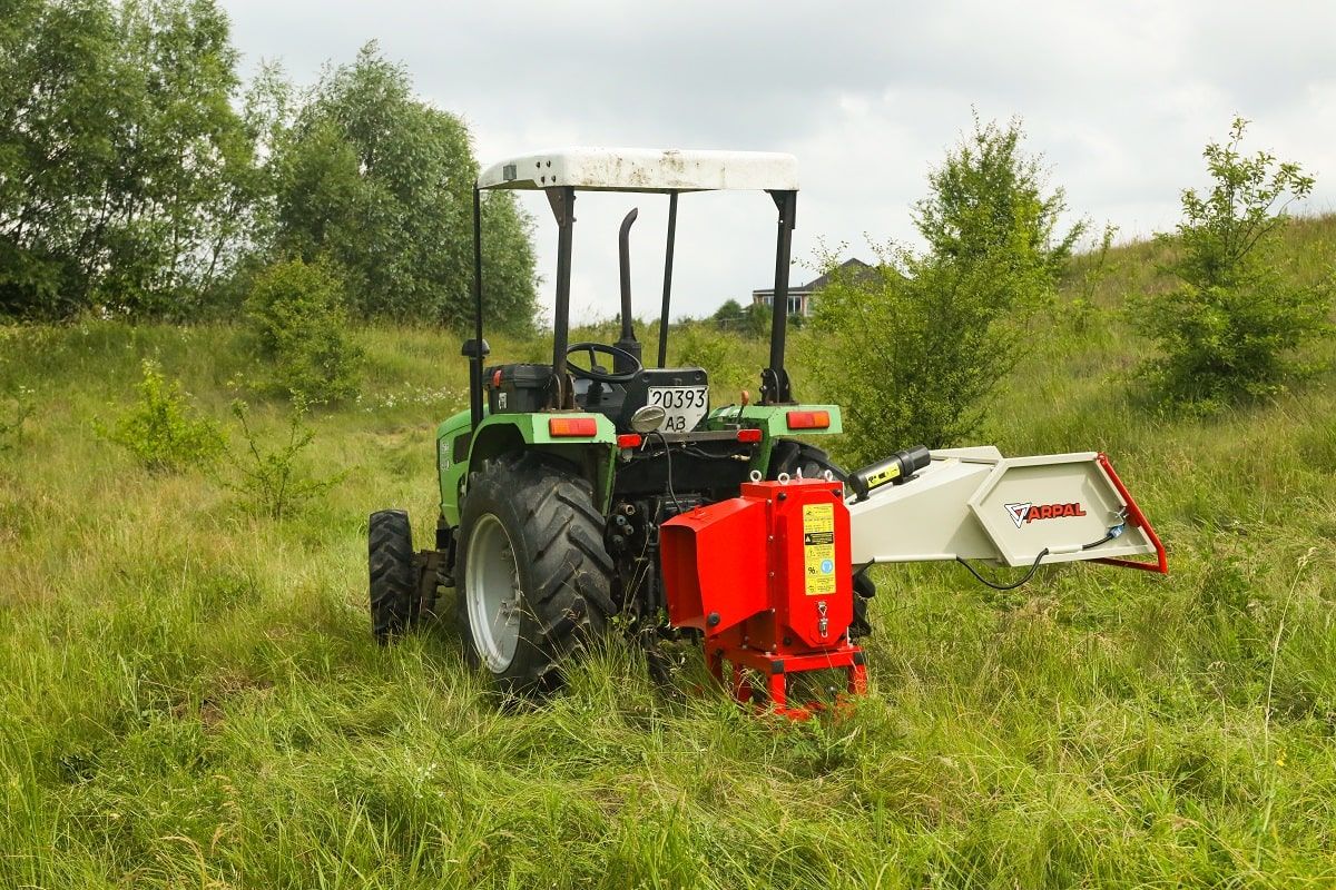 Подрібнювач гілок Arpal на шматки дров до трактора (АМ-120ТР) - фото 8 Подрібнювач гілок Arpal на шматки дров до трактора (АМ-120ТР) - фото 8