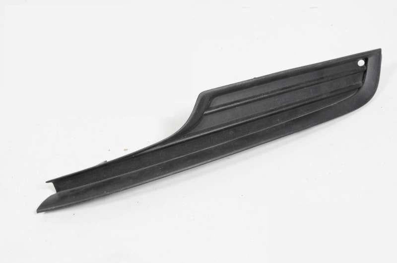 Решетка бампера AVTM Volkswagen Golf 7 13- левая (7431 927)