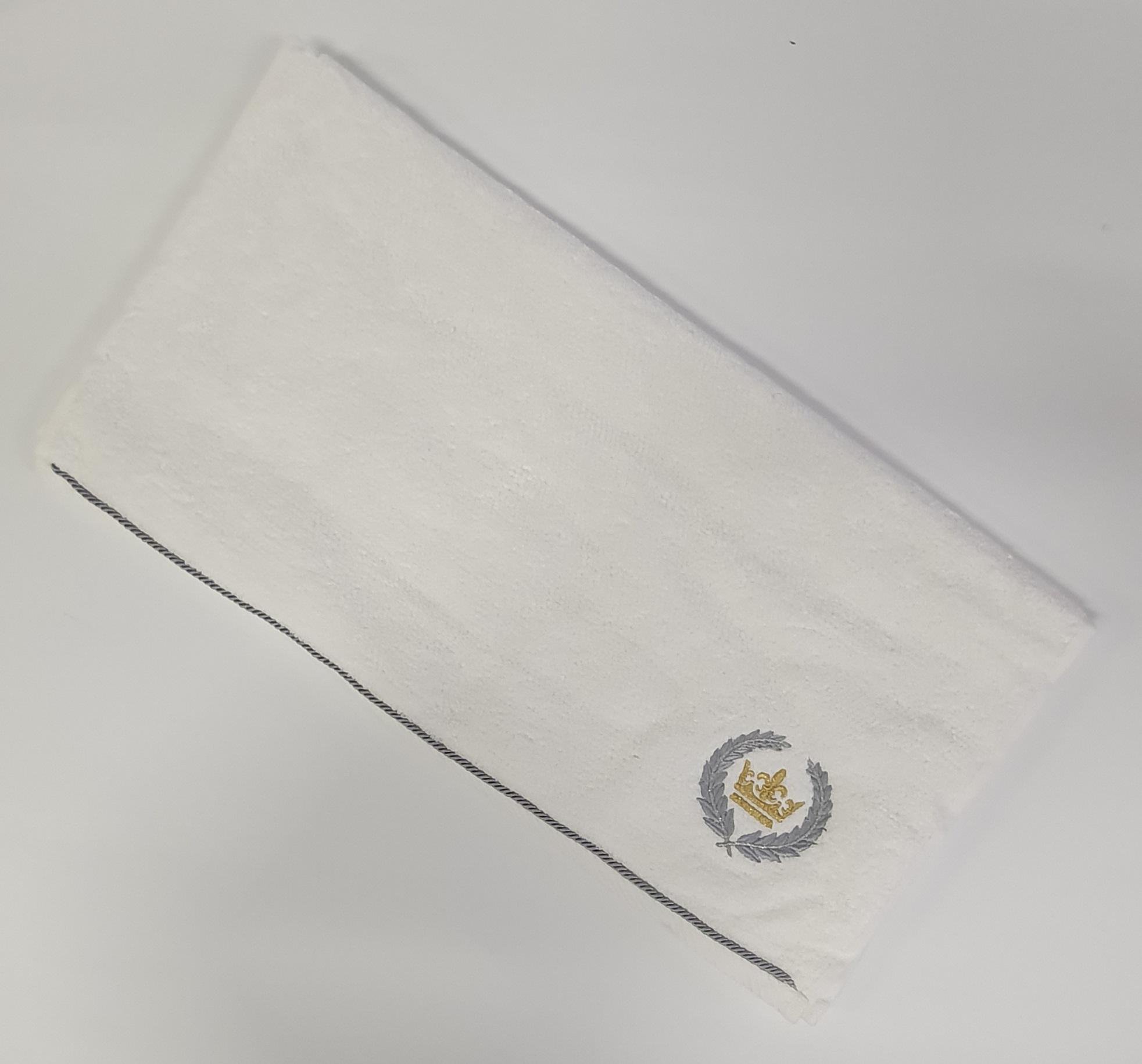 Полотенце Maison D'or Pierre Lotti 50x100 Ecru (03MD47B14) - фото 1 Полотенце Maison D'or Pierre Lotti 50x100 Ecru (03MD47B14) - фото 1