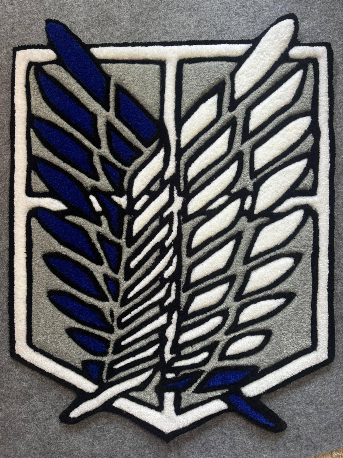 Килим Герб Атака титанів ручна робота тафтинг гіпоалергенна пряжа акрил 65х45 см (31608717) Килим Герб Атака титанів ручна робота тафтинг гіпоалергенна пряжа акрил 65х45 см (31608717)