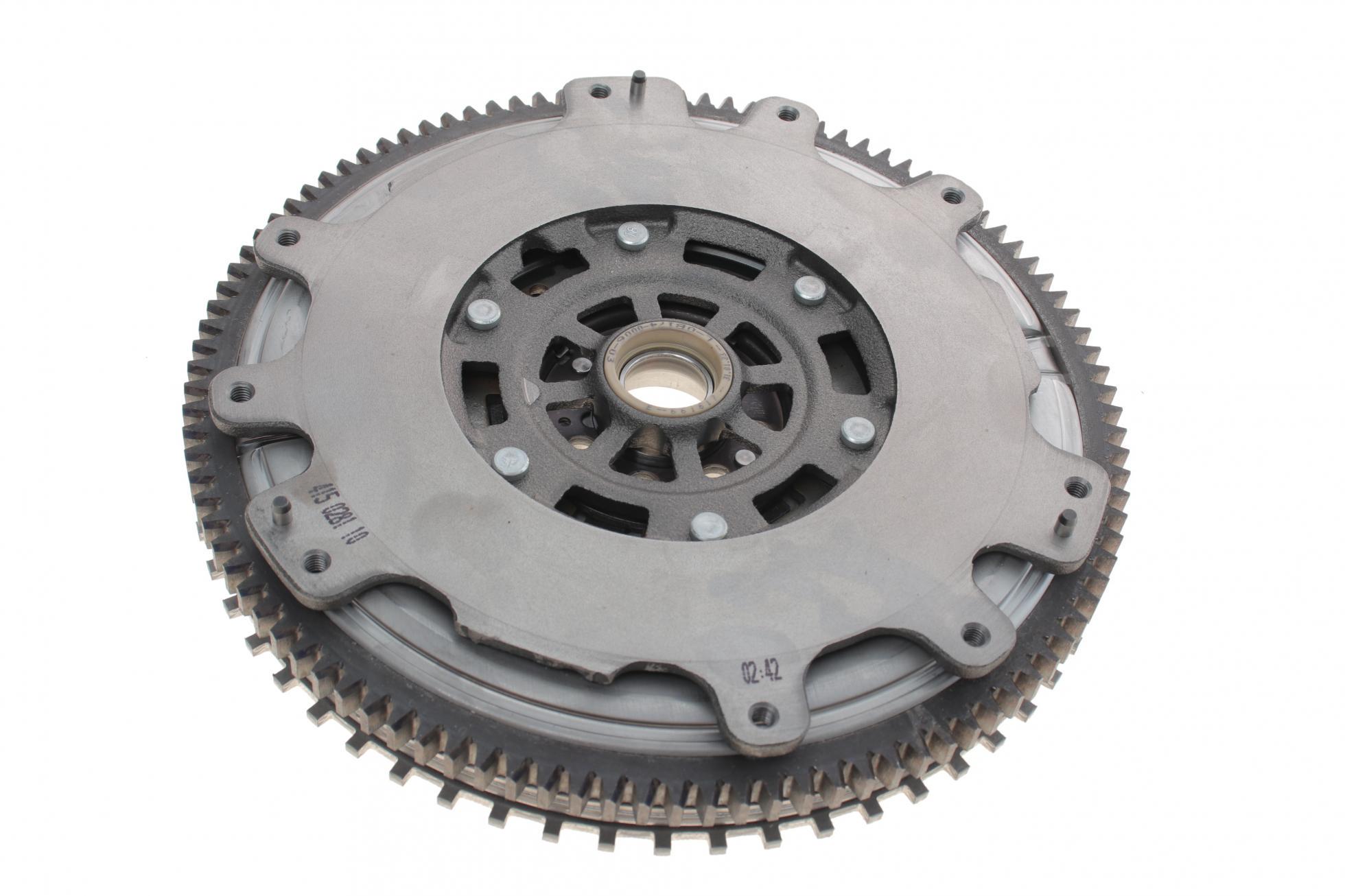 Маховик LUK 415 0281 11