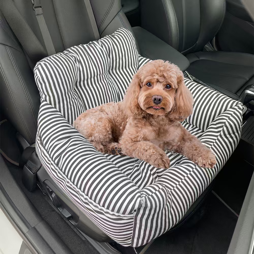Автокресло-лежанка в машину для собак и кошек NEWPET 2в1 с надежной фиксацией и страховочным ремнем с карабином