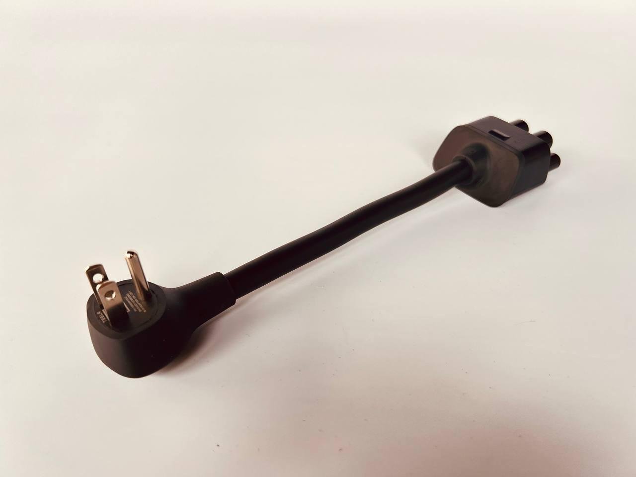 Перехідник Nema 5-15 12А для зарядки TESLA Gen2