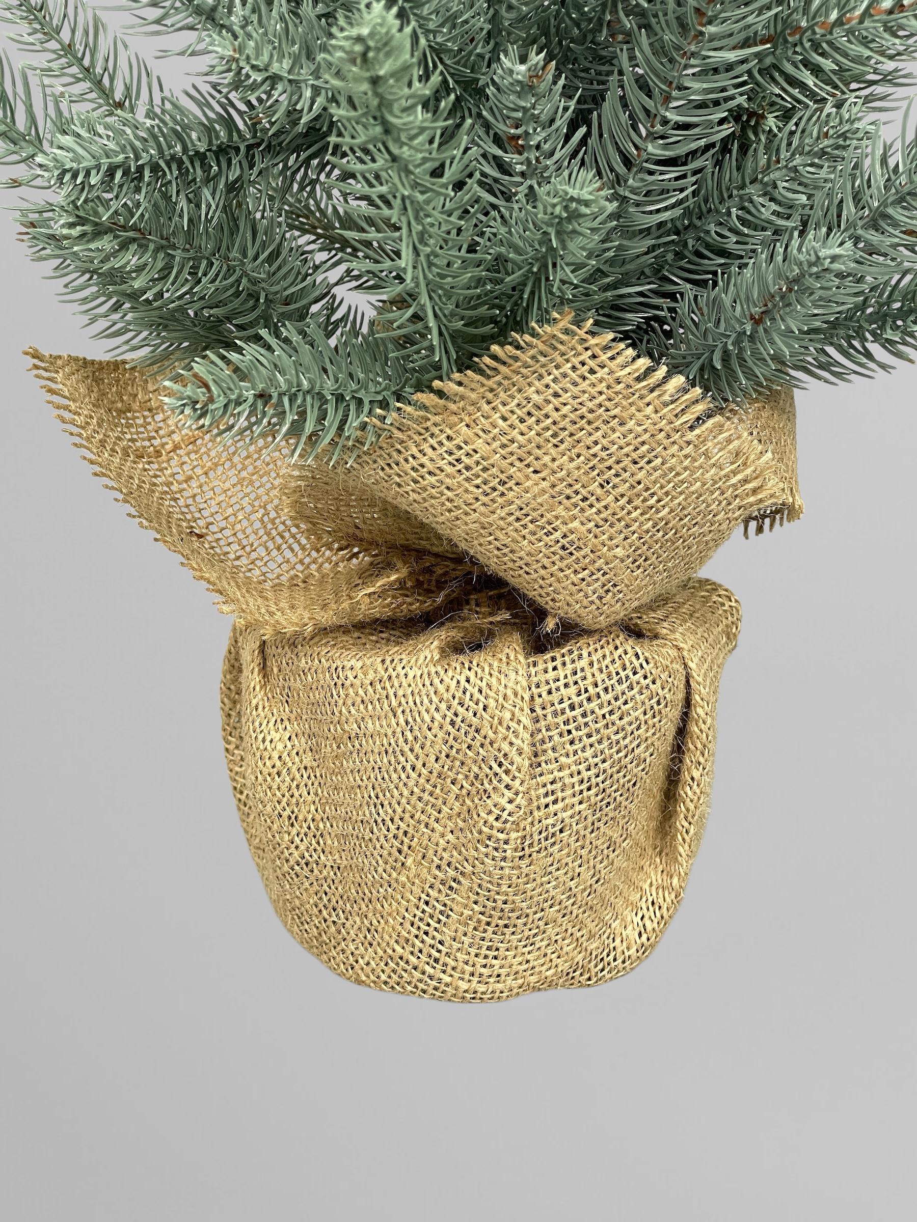 Искусственная елка литая Classic в горшке с мешковиной 50 см Голубой (Н01009) - фото 5 Искусственная елка литая Classic в горшке с мешковиной 50 см Голубой (Н01009) - фото 5