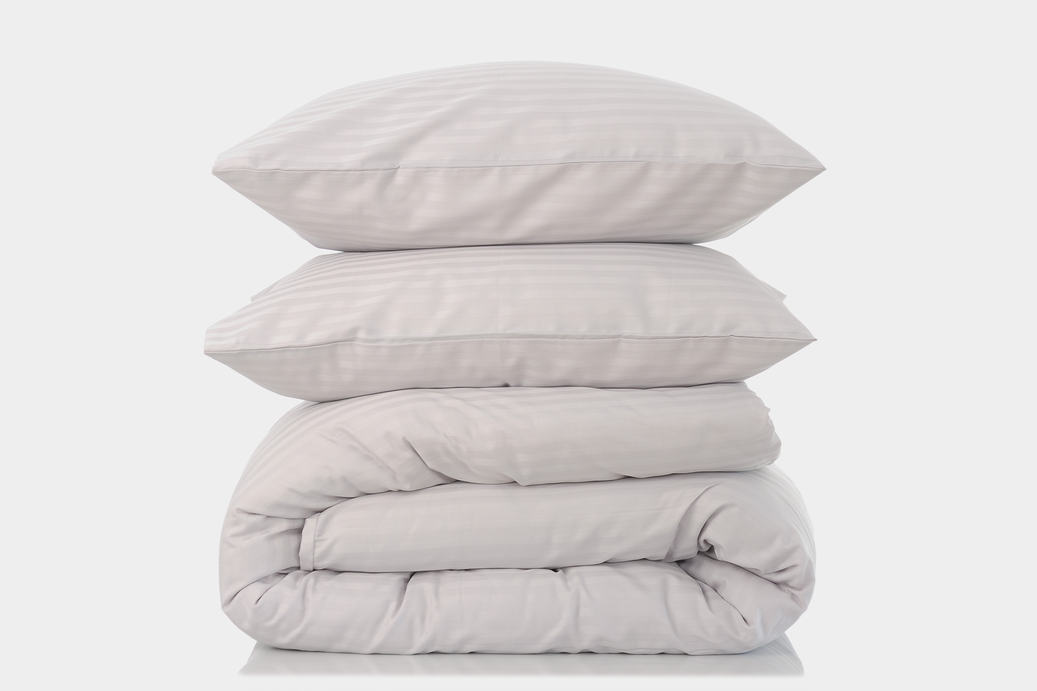 Комплект постельного белья евро Amore lightgray4108 страйп-сатин Светло-серый (KPB-Ae-STLux-lightgray4108 70x70_) - фото 1 Комплект постельного белья евро Amore lightgray4108 страйп-сатин Светло-серый (KPB-Ae-STLux-lightgray4108 70x70_) - фото 1