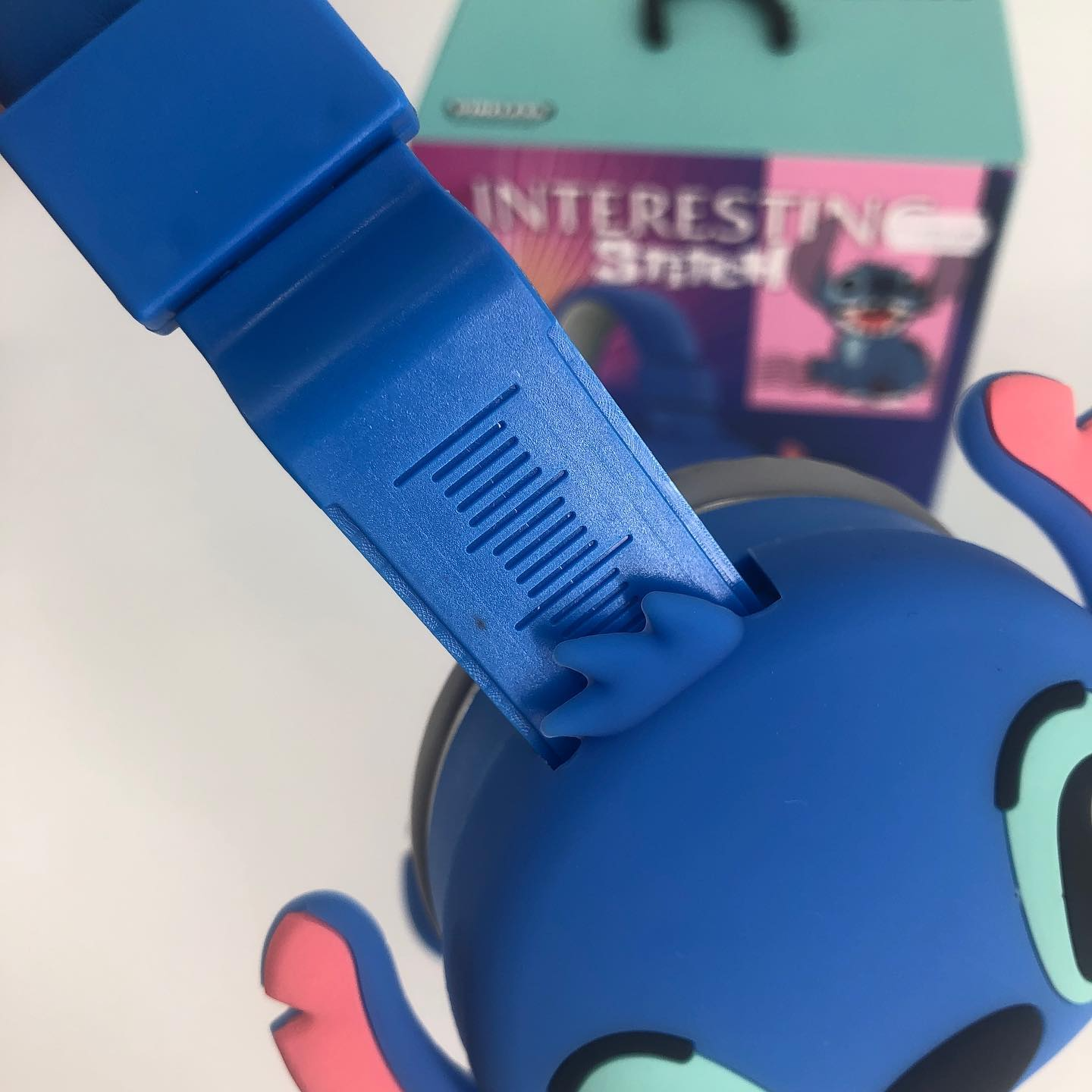 Наушники беспроводные Stitch с микрофоном и встроенным плеером (b22abf43) - фото 7 Наушники беспроводные Stitch с микрофоном и встроенным плеером (b22abf43) - фото 7