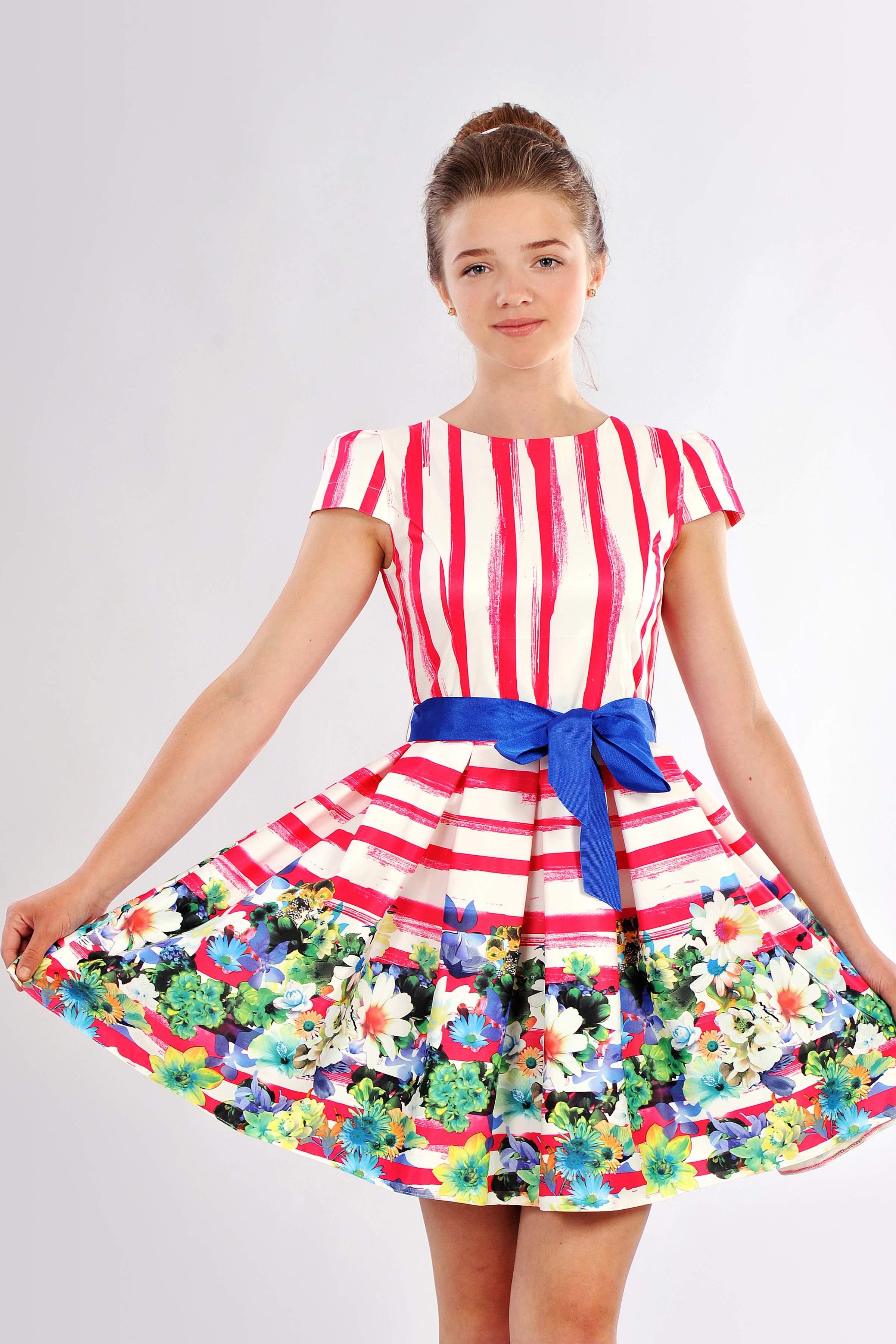 Платье для девочки Diva в полоску и цветочным принтом 152 см Белый/Розовый (379)