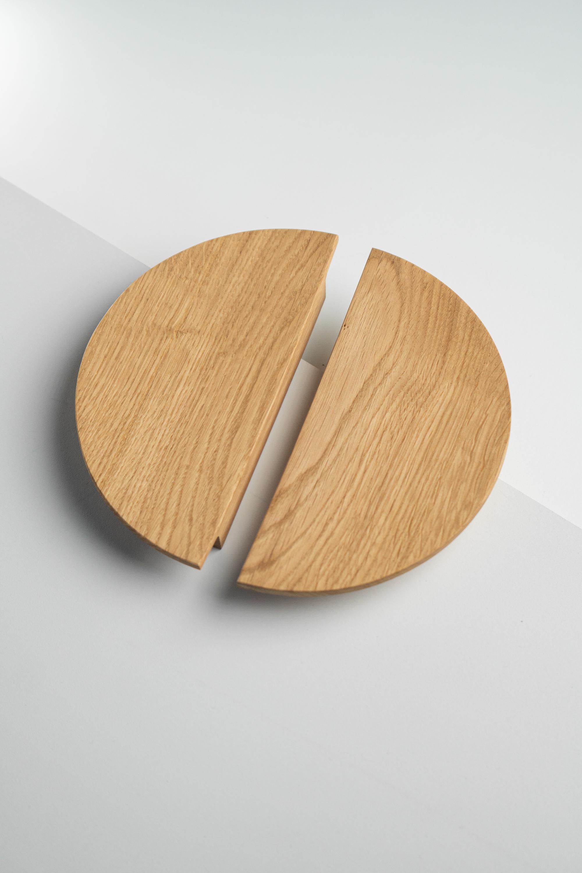 Меблева ручка Duet 3 дерев'яна 180 мм - фото 8 Меблева ручка Duet 3 дерев'яна 180 мм - фото 8