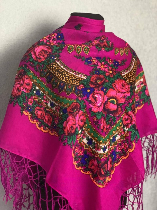 Платок Букет цветов 120х120 см Фуксия (29434356)