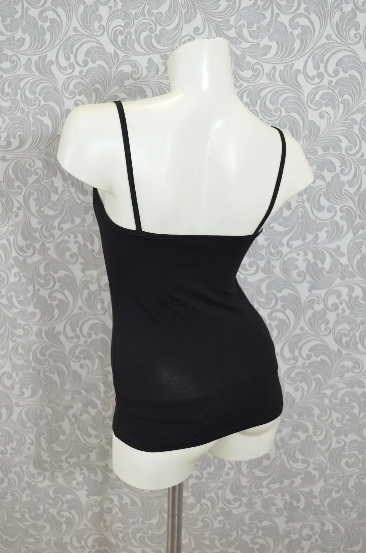 Майка жіноча Lans L31\005k на тонких бриллях 2XL Чорний - фото 2 Майка жіноча Lans L31\005k на тонких бриллях 2XL Чорний - фото 2