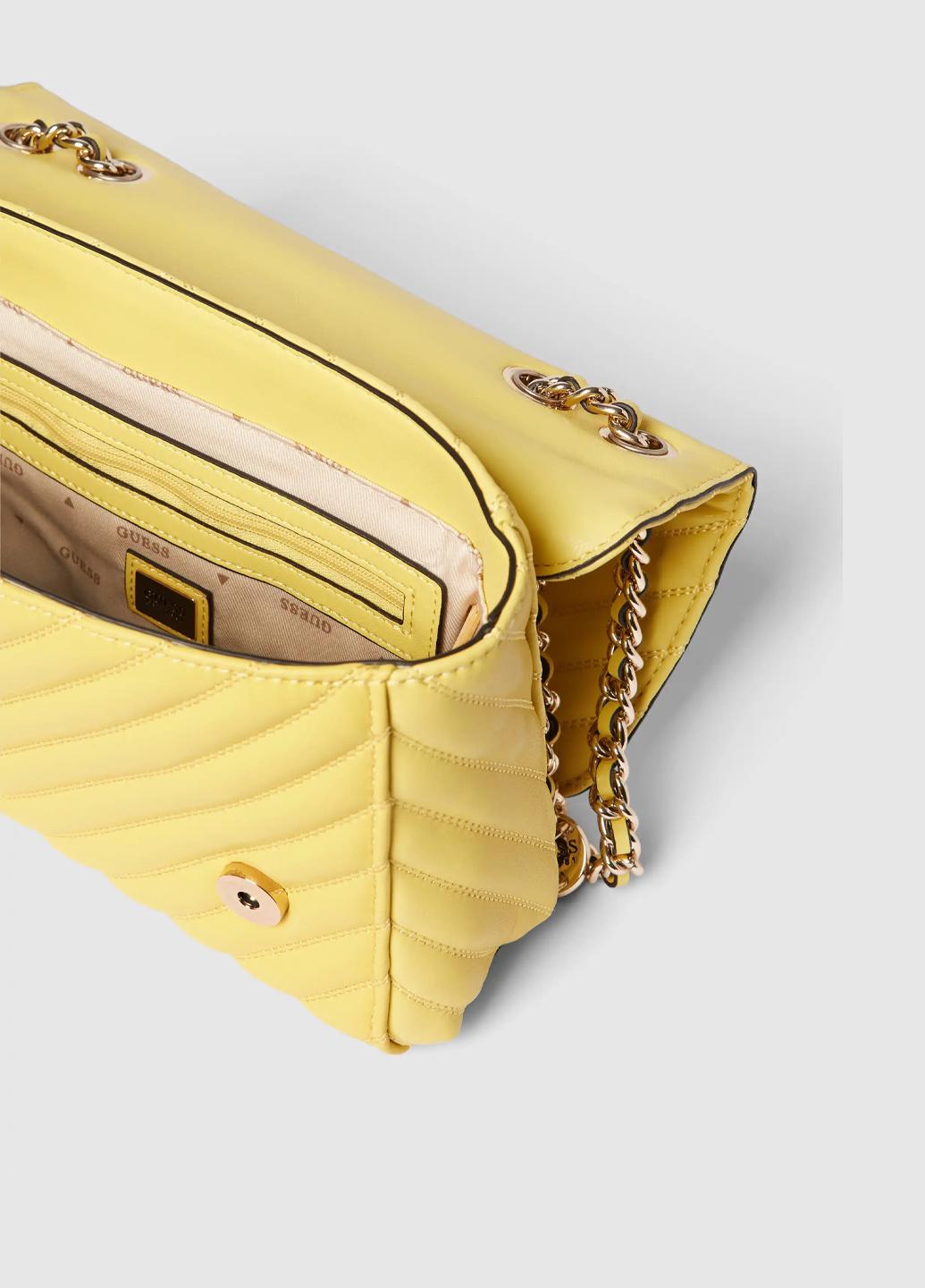 Сумка крос боді жіноча з еко шкіри Guess KEILLAH CONVERTIBLE XBODY FLAP HWQG8690210-YEL Жовтий - фото 4 Сумка крос боді жіноча з еко шкіри Guess KEILLAH CONVERTIBLE XBODY FLAP HWQG8690210-YEL Жовтий - фото 4
