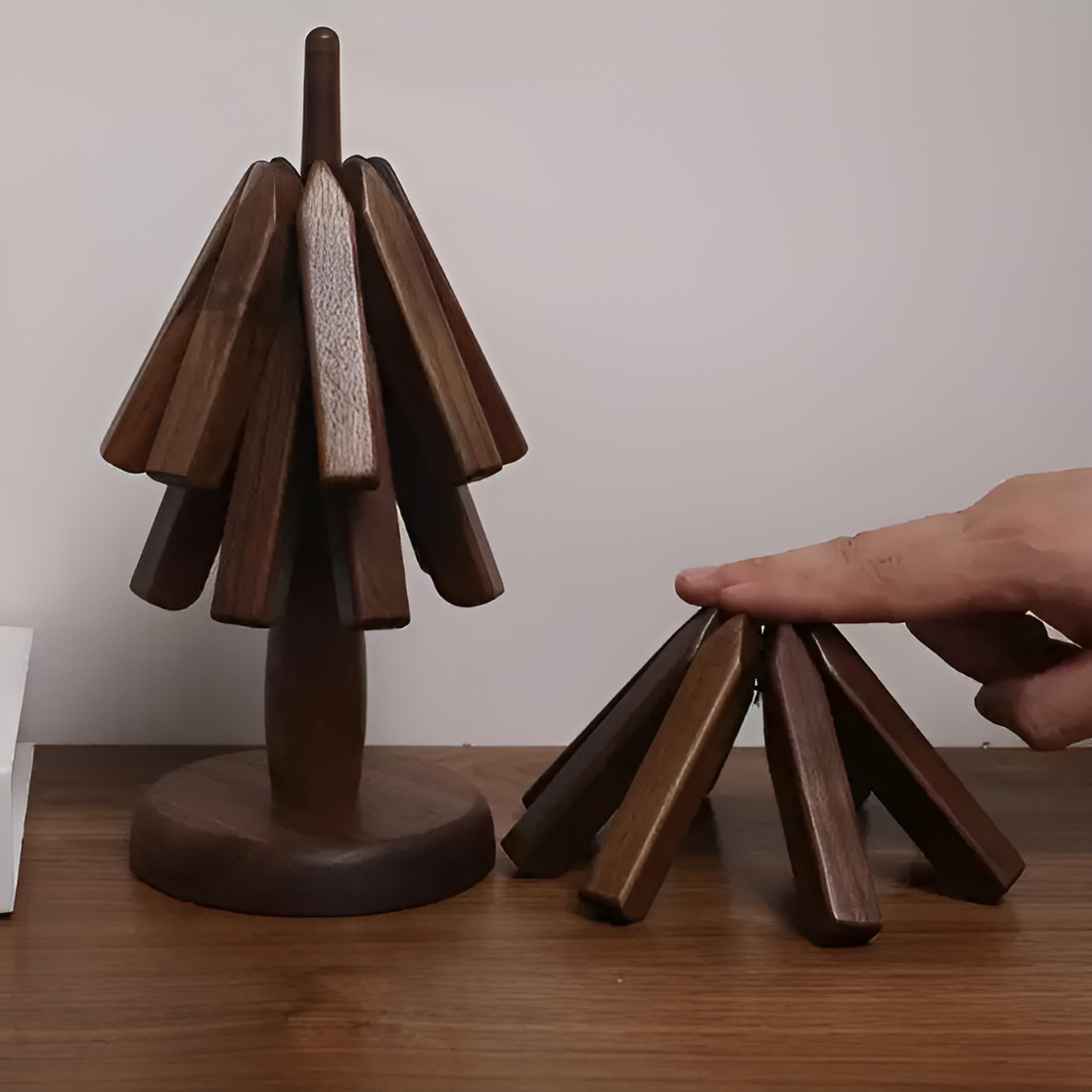 Набір підставок під гаряче 3 підставки і стійка для зберігання з дерева Коричневий - фото 4 Набір підставок під гаряче 3 підставки і стійка для зберігання з дерева Коричневий - фото 4