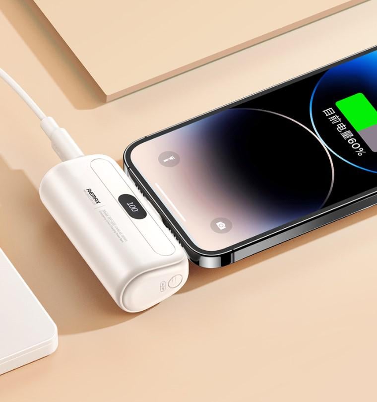 Повербанк Remax RPP-633 5000 Lightning Plug Emergency White (26771812) - фото 4 Повербанк Remax RPP-633 5000 Lightning Plug Emergency White (26771812) - фото 4