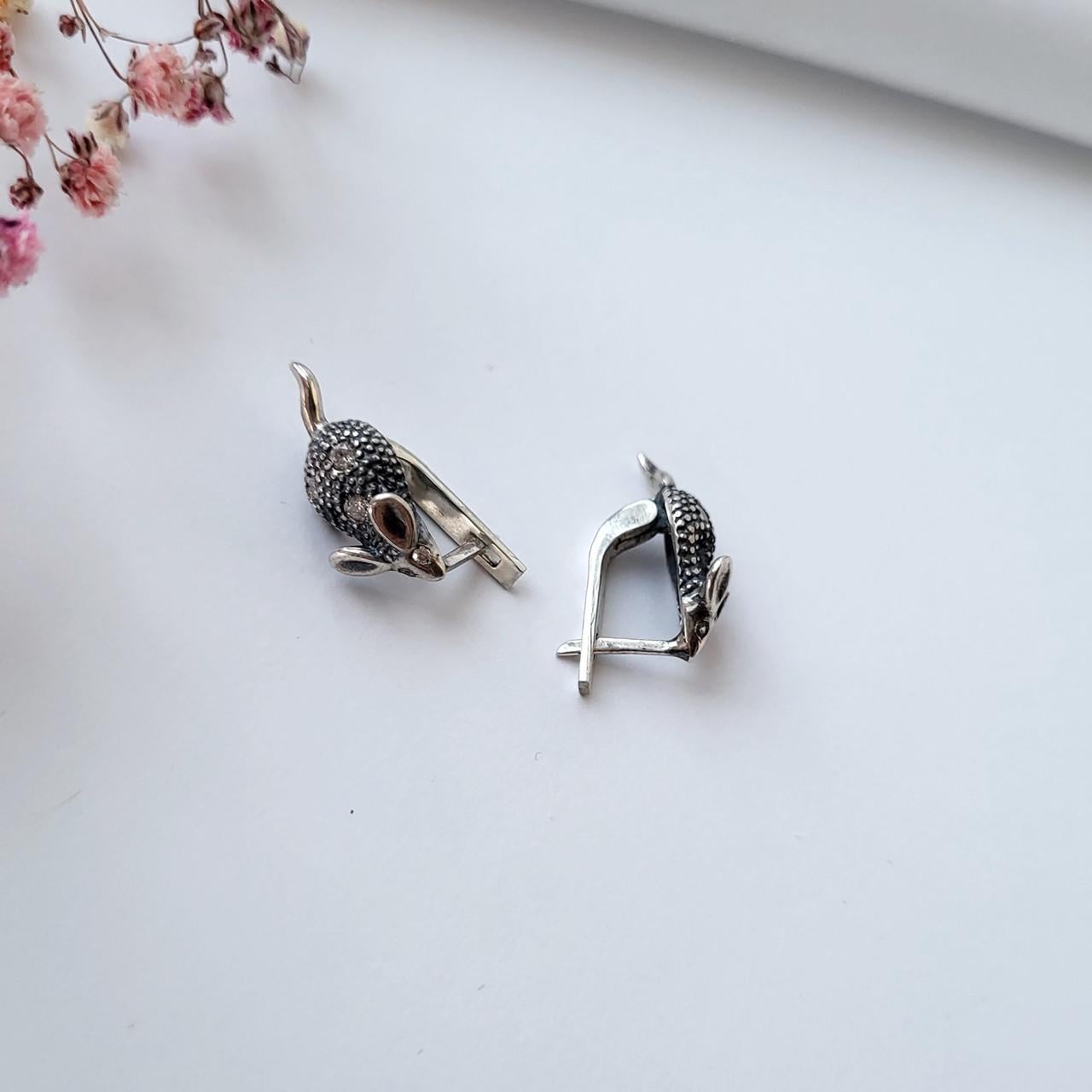 Серьги Мишки с белыми камнями серебро 925 пробы 4,20 г (2454)